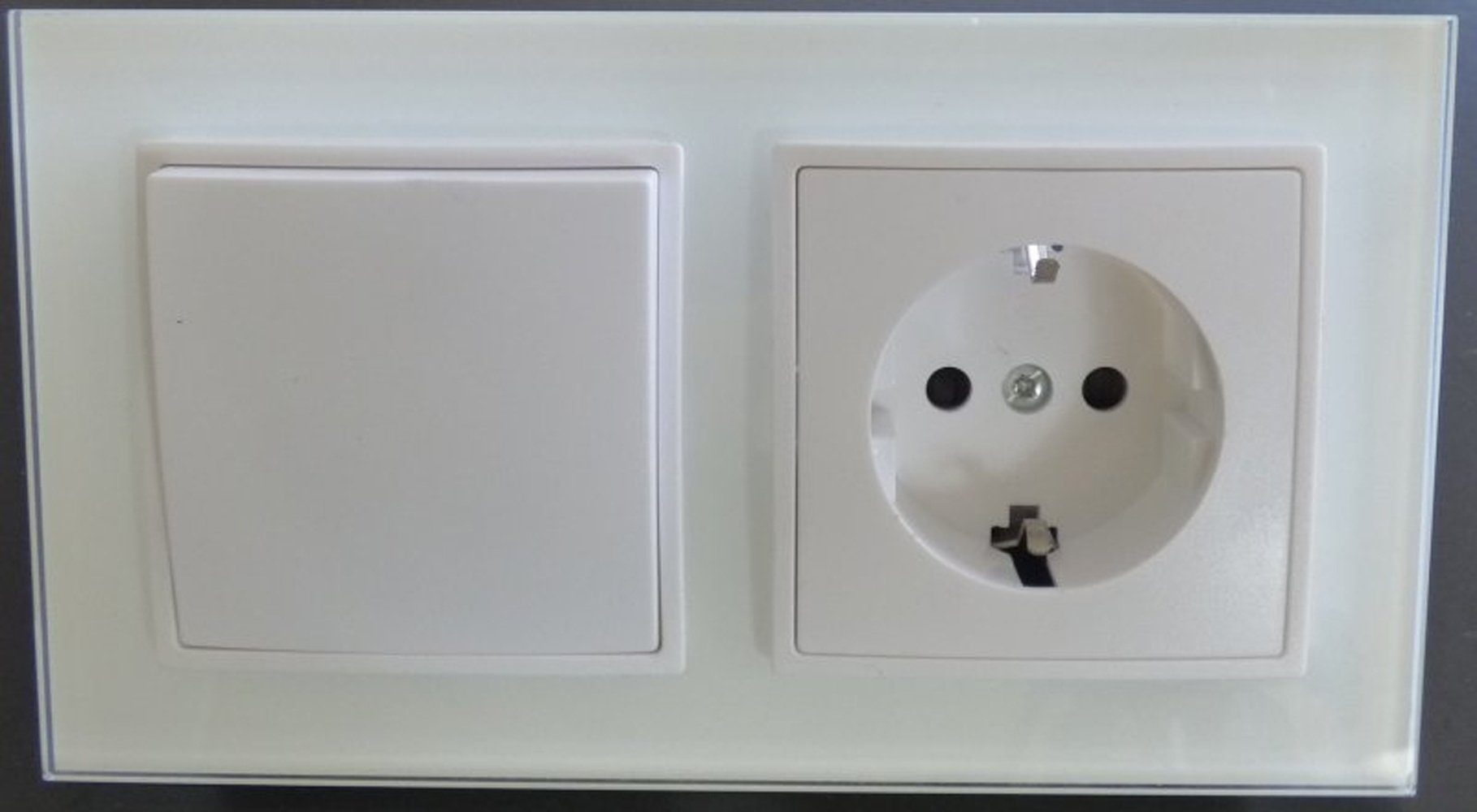 Lichtideen Schalter 7899 Abelka Nuovo weiß 1 x Wechsel Schalter 1 x Schuko Dose (Taster, Schalter, Anennendose, Steckdose mit USB lieferbar)