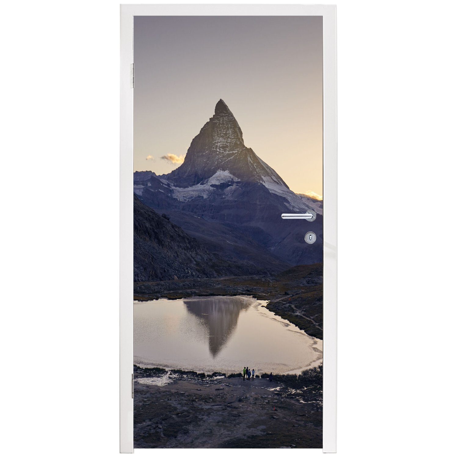 MuchoWow Türtapete Das bedruckt, St), bei Matterhorn (1 Türaufkleber, und 75x205 für Fototapete der Riffelsee Tür, Matt, Sonnenaufgang cm der Schweiz, in