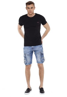 Cipo & Baxx Shorts mit schicken Cargotaschen