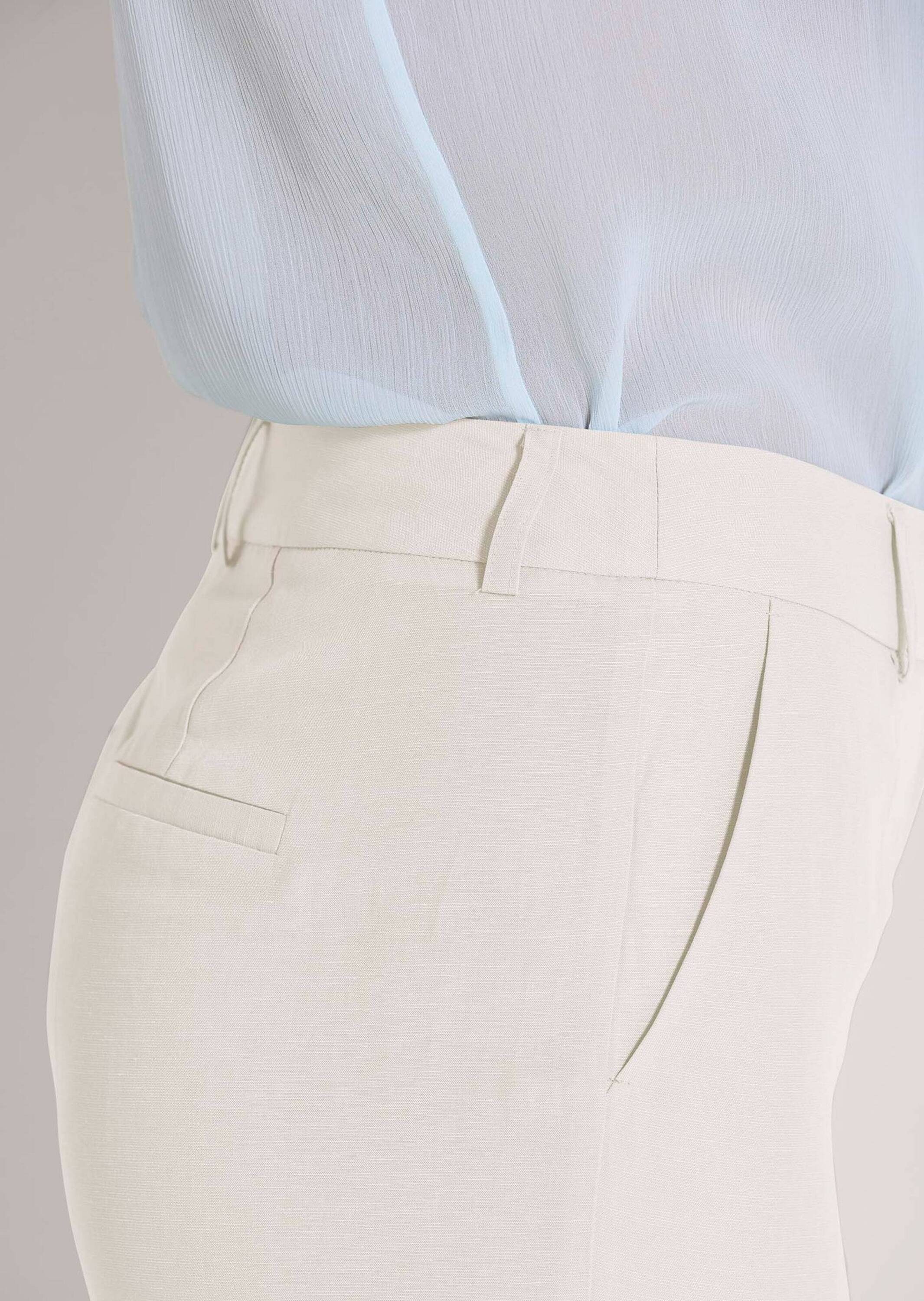 MADELEINE Bügelfaltenhose Kurzgröße: Elegante Bügelfaltenhose mit Formbund Uni-Design, Verschluss mit Formbund und Gürtelschlaufen
