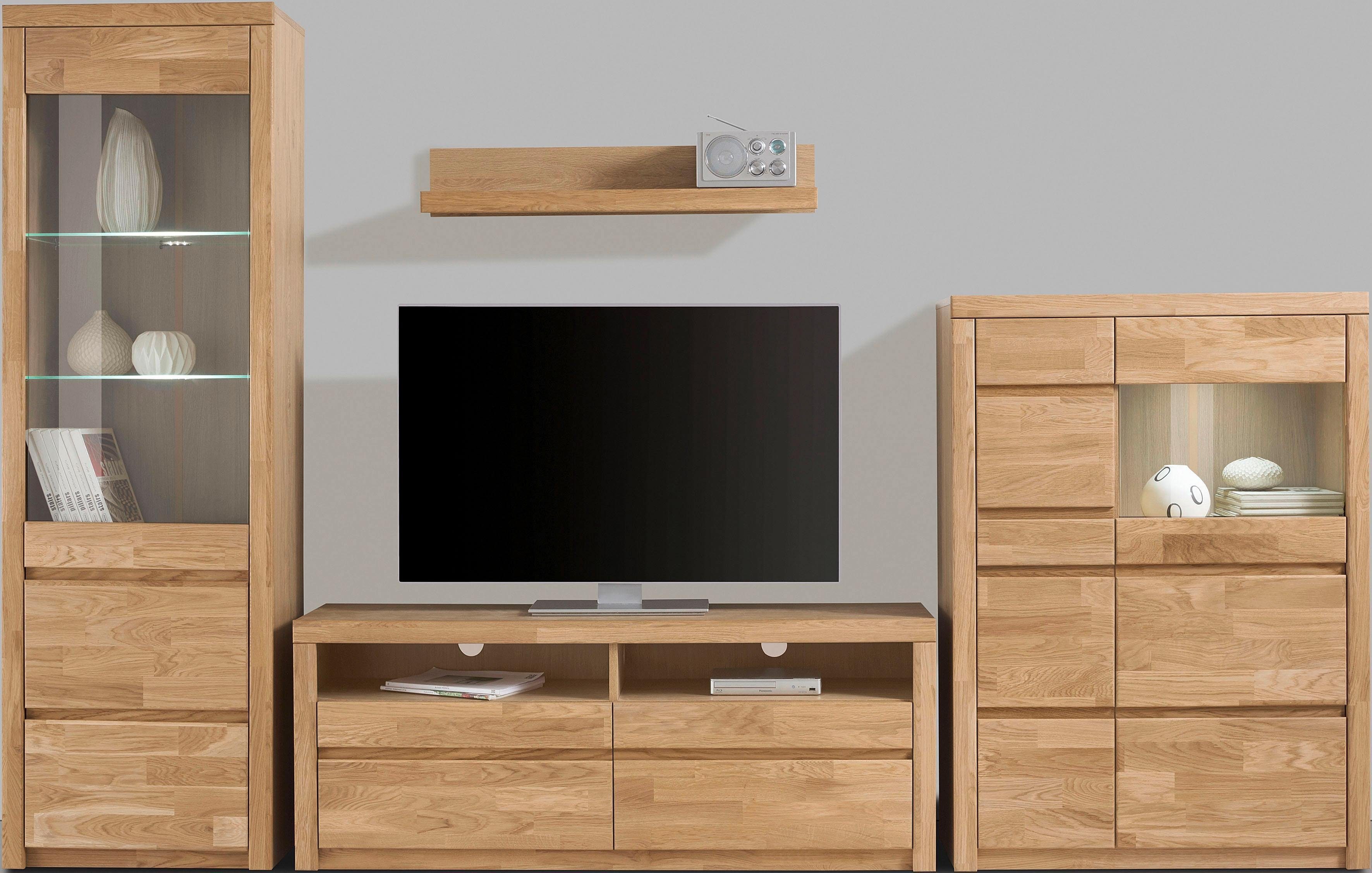 OTTO home Wohnwand Silkeborg: 4-teilig, Breite: 290cm, Griffmulden, Fronten Massivholz, (Set, 4-St., Set besteht aus 1 Vitrine, 1 Lowboard, 1 Wandregal und 1 Highboard), Set besteht aus 1 Vitrine, 1 Lowboard, 1 Wandregal und 1 Highboard