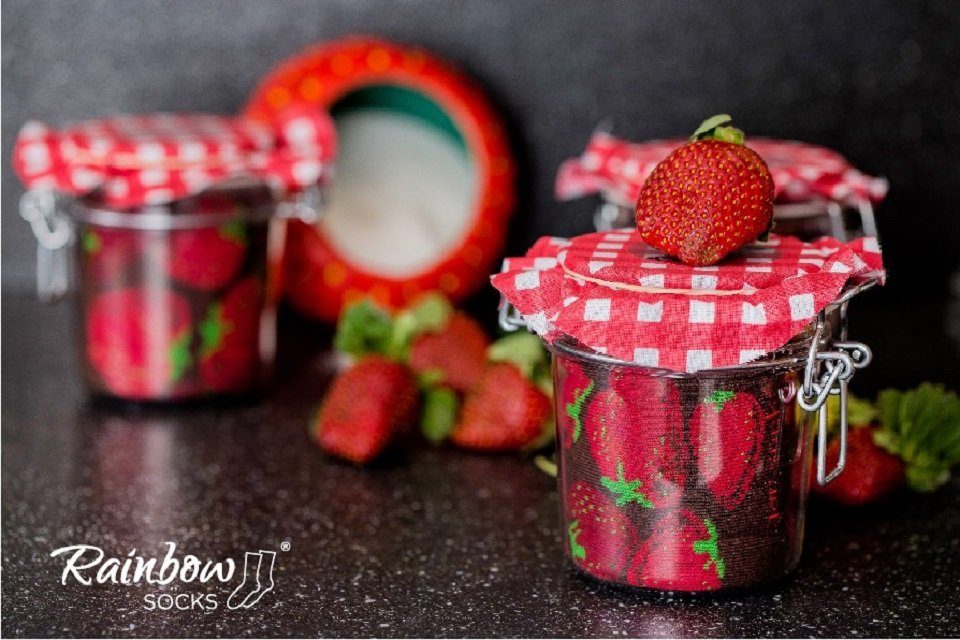 Socken Erdbeeren - Geschenk Set