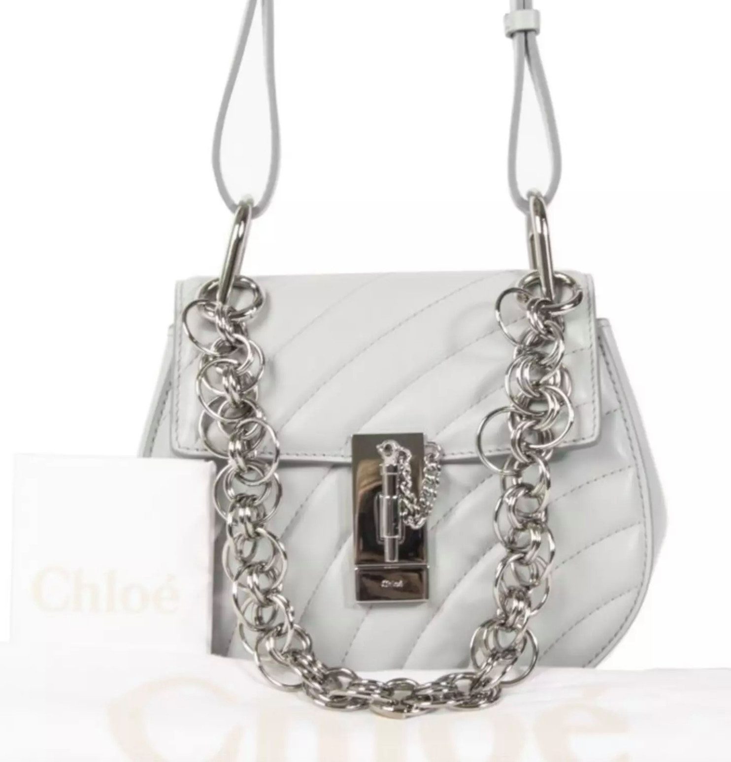 Chloé Schultertasche Drew Bijou Crossbody Tasche Kalbsleder in Airy Grey, Abnehmbarer Schulterriemen für vielseitige Tragemöglichkeiten