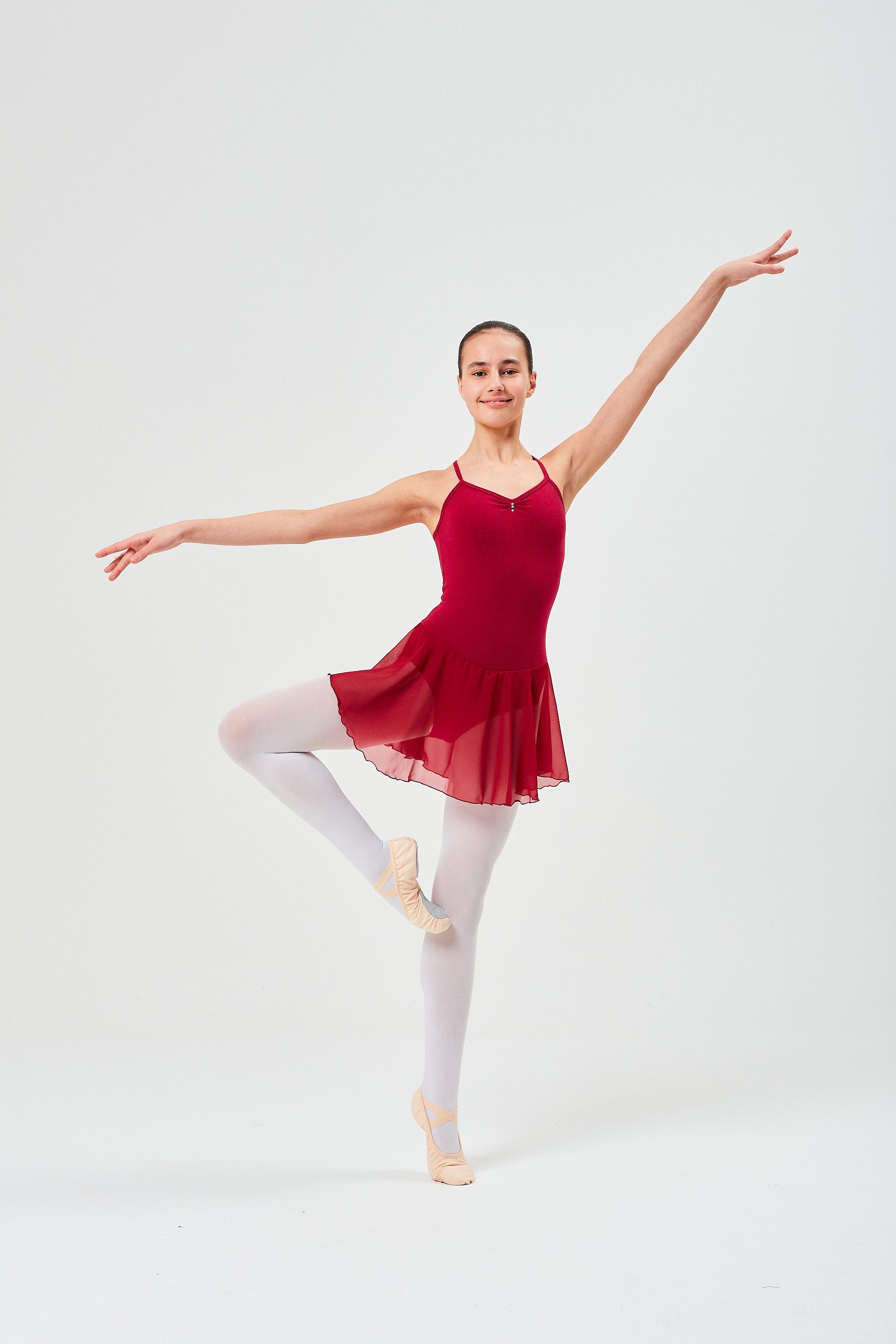 tanzmuster Chiffonkleid Ballettkleid Maja mit Glitzersteinen Mädchen Ballettbody mit Chiffon Röckchen