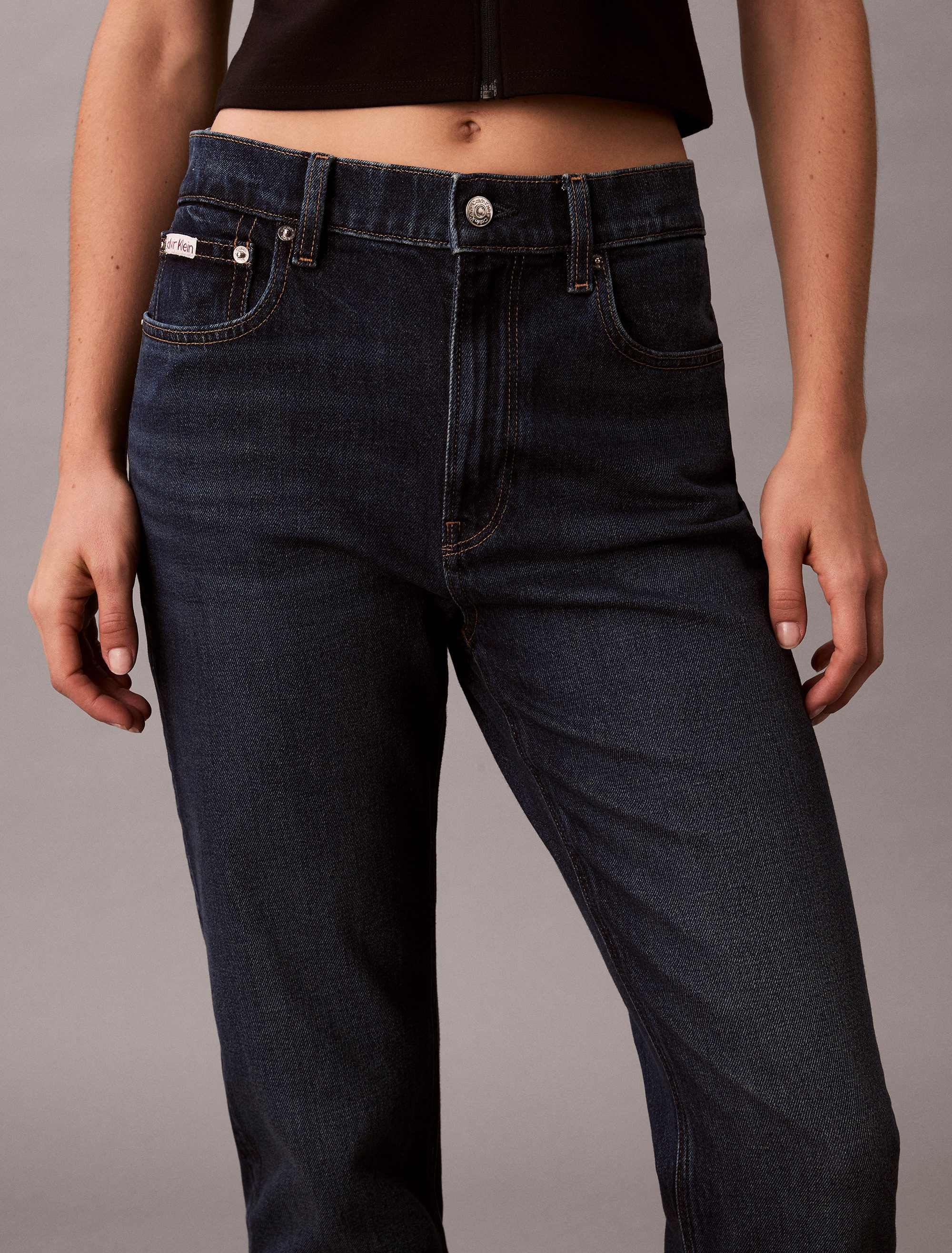 Calvin Klein Jeans Mom-Jeans NEW MOM JEAN mit Markenlabel am Bund