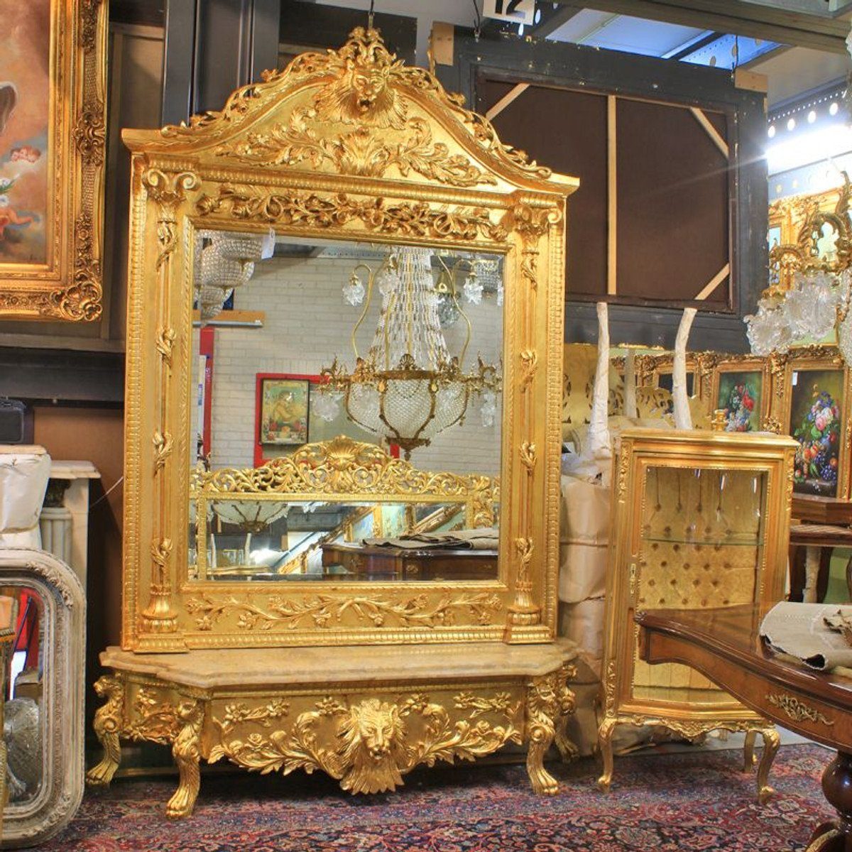 Casa Padrino Barockspiegel Luxus Barock Spiegelkonsole Gold Lion mit Marmorplatte - Luxus Wohnzimmer Möbel Konsole mit Spiegel Löwenkopf | Barock-Spiegel