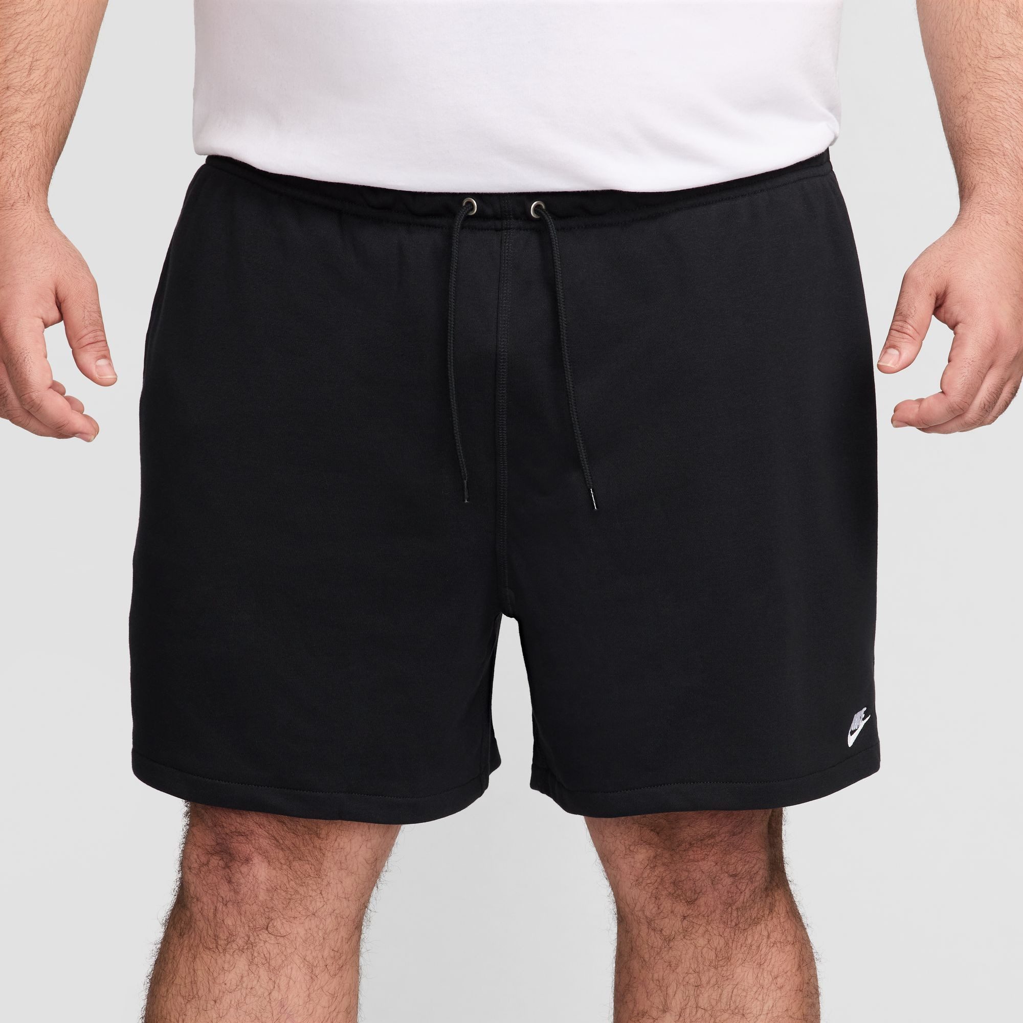 Nike Sportswear Shorts Nike Club Men's French Terry Flow Shorts mit Eingrifftaschen und Gesäßtasche, aus Baumwollmischung