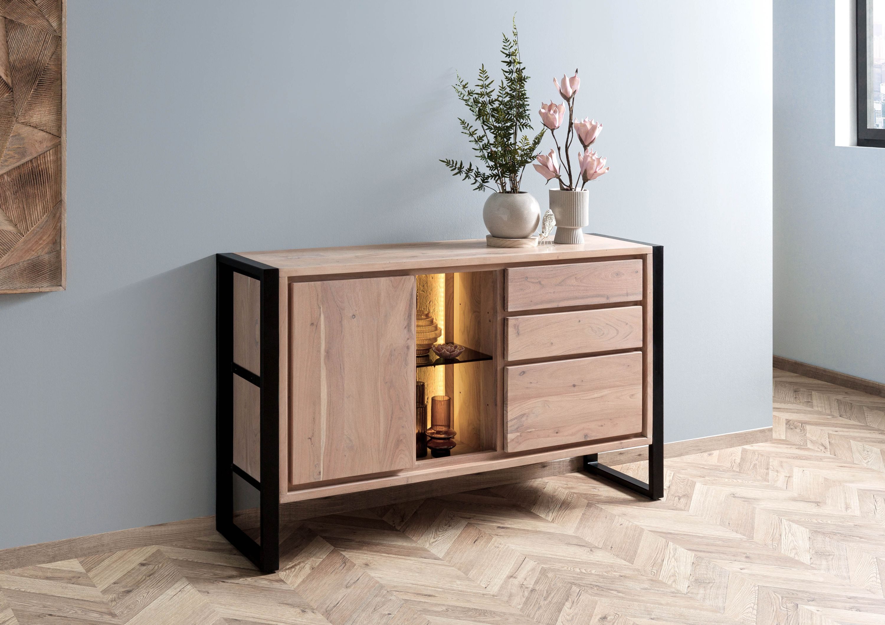 Massivmoebel24 Sideboard DENVER (Massivholz), Akazie / Altholz 150x40x90 natur lackiert DENVER #110