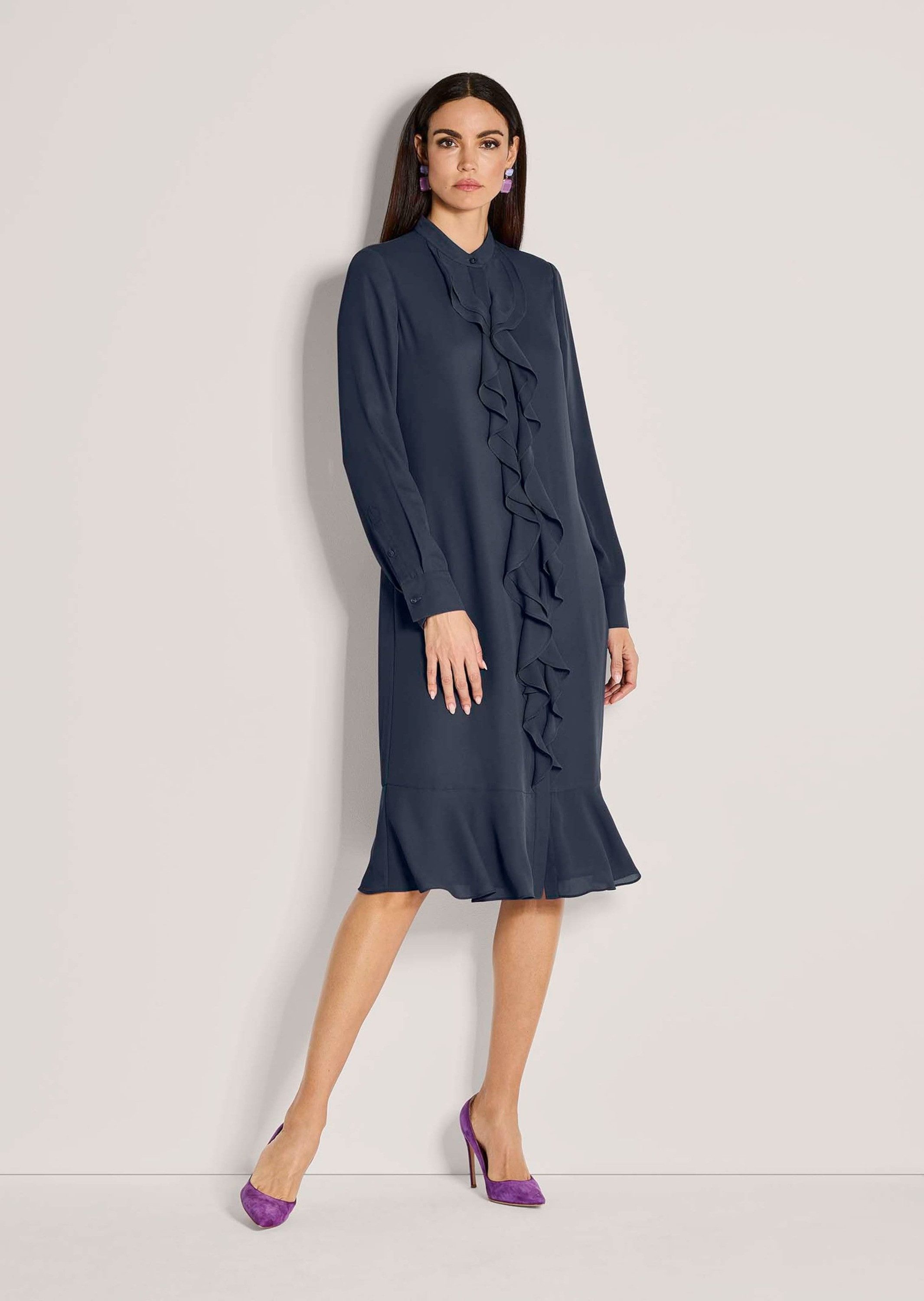 MADELEINE Midikleid Elegantes Volant-Kleid mit Rundhals Romantisches Design mit Volants und langen Ärmeln