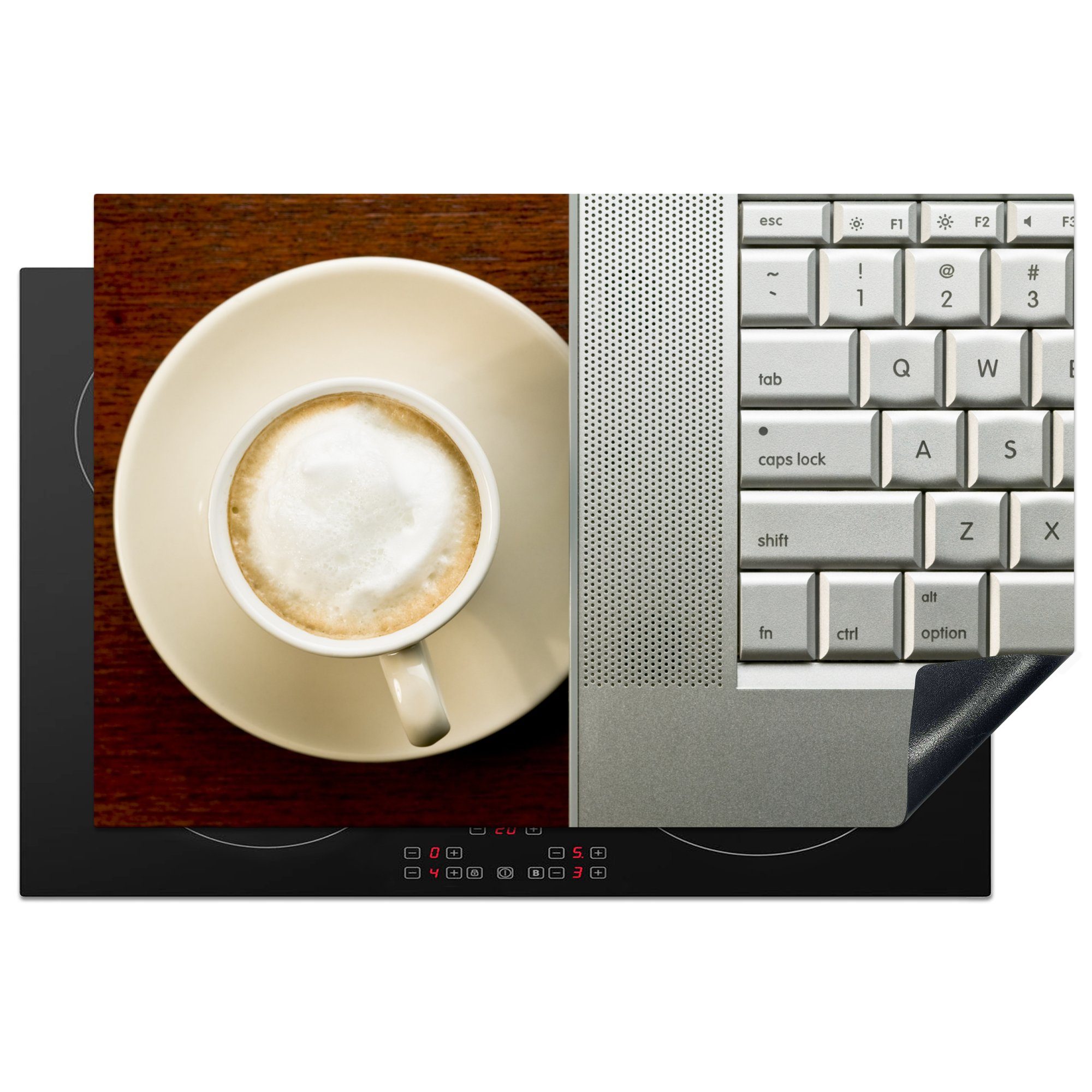 steht Herdblende-/Abdeckplatte cm, Tasse Ceranfeldabdeckung Laptop, die Eine neben Induktionskochfeld Cappuccino MuchoWow küche, Vinyl, tlg), (1 Schutz 81x52 für einem