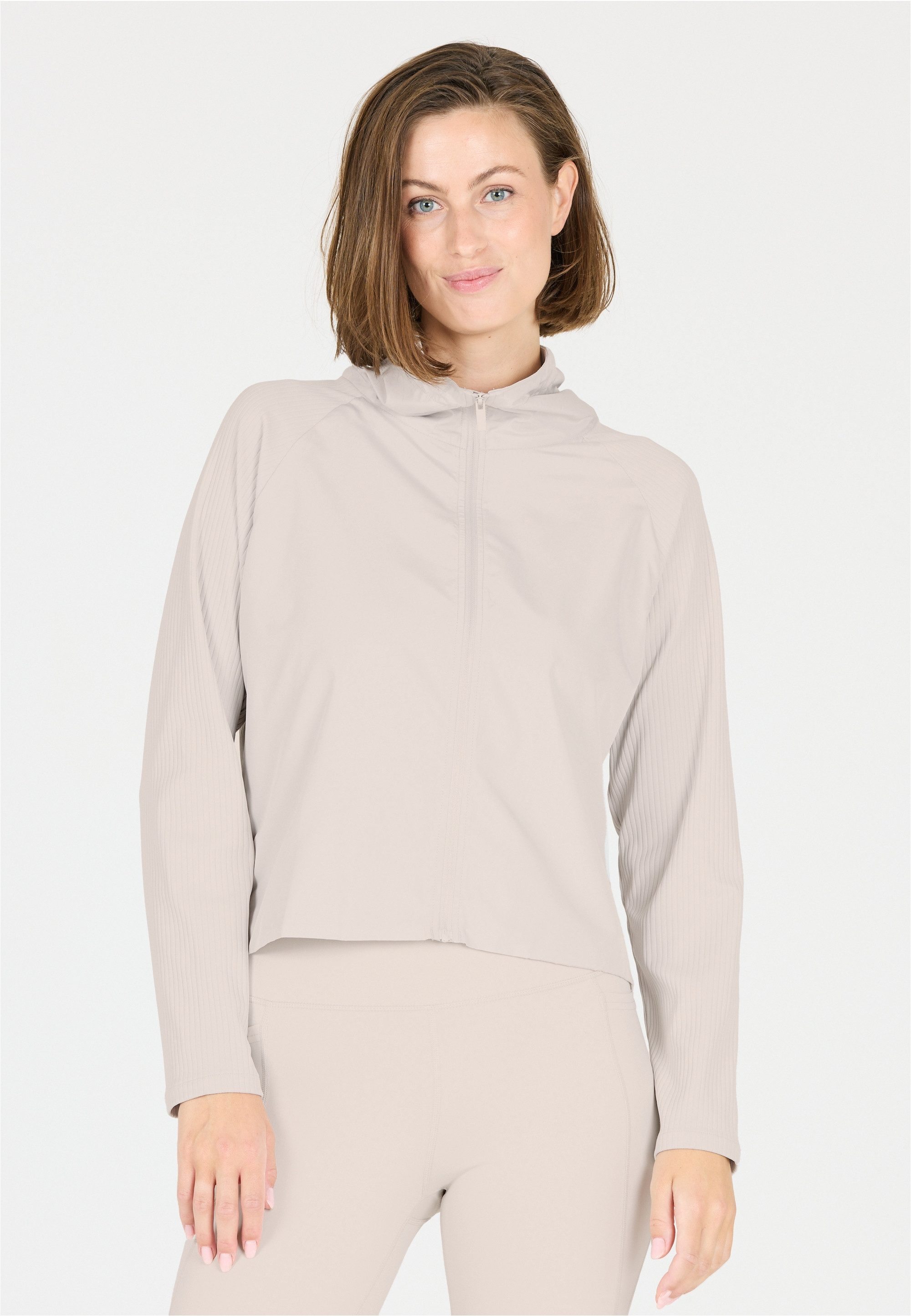 ATHLECIA Outdoorjacke Aiana in atmungsaktiver Stretch-Qualität