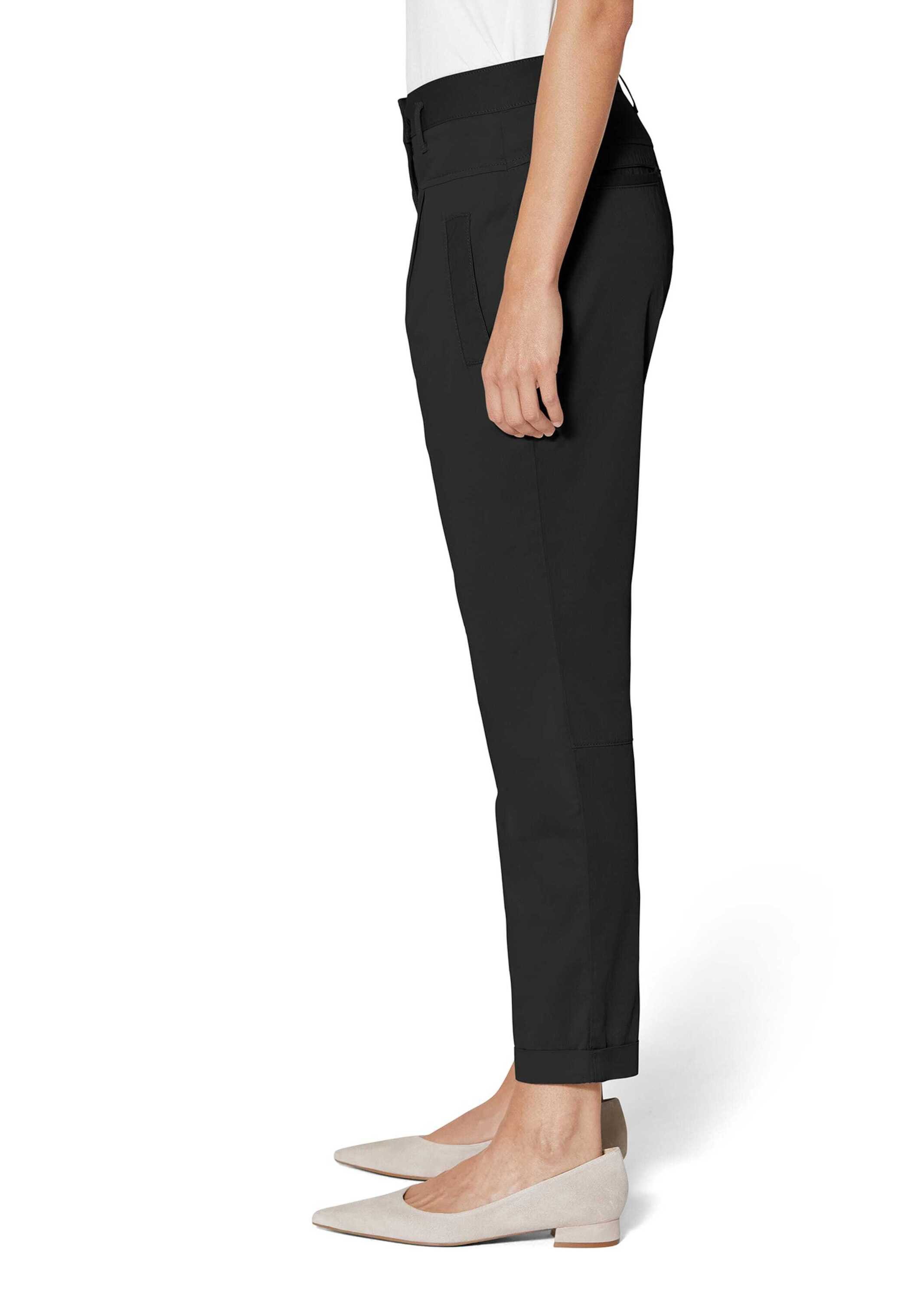 MADELEINE Chinos Modische Chino-Hose mit Bundfalten Uni-Design, Verschluss mit Logo-Knopf, ohne Kragen