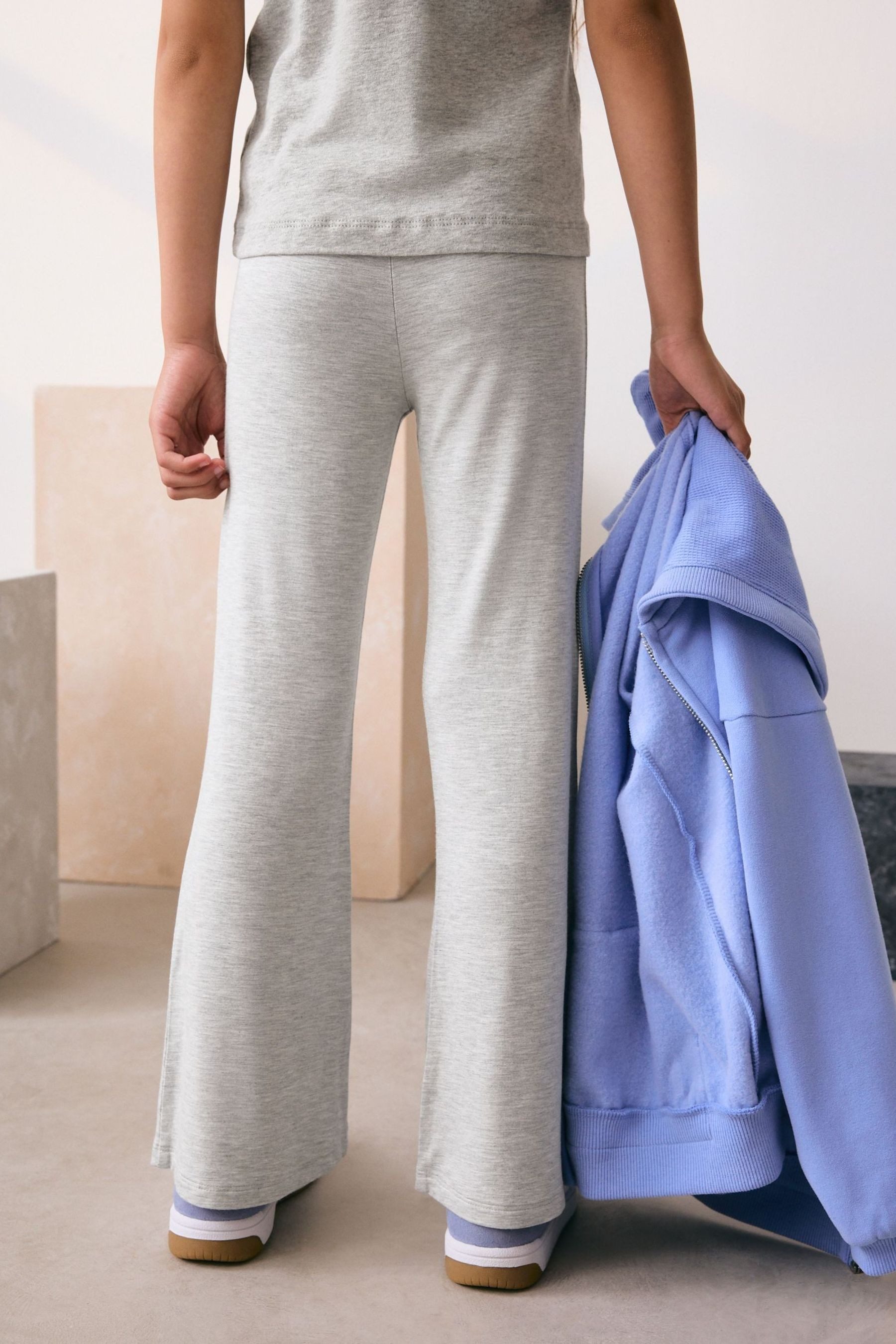 Next Leggings Viskose-Leggings mit ausgestelltem Bein (1-tlg)
