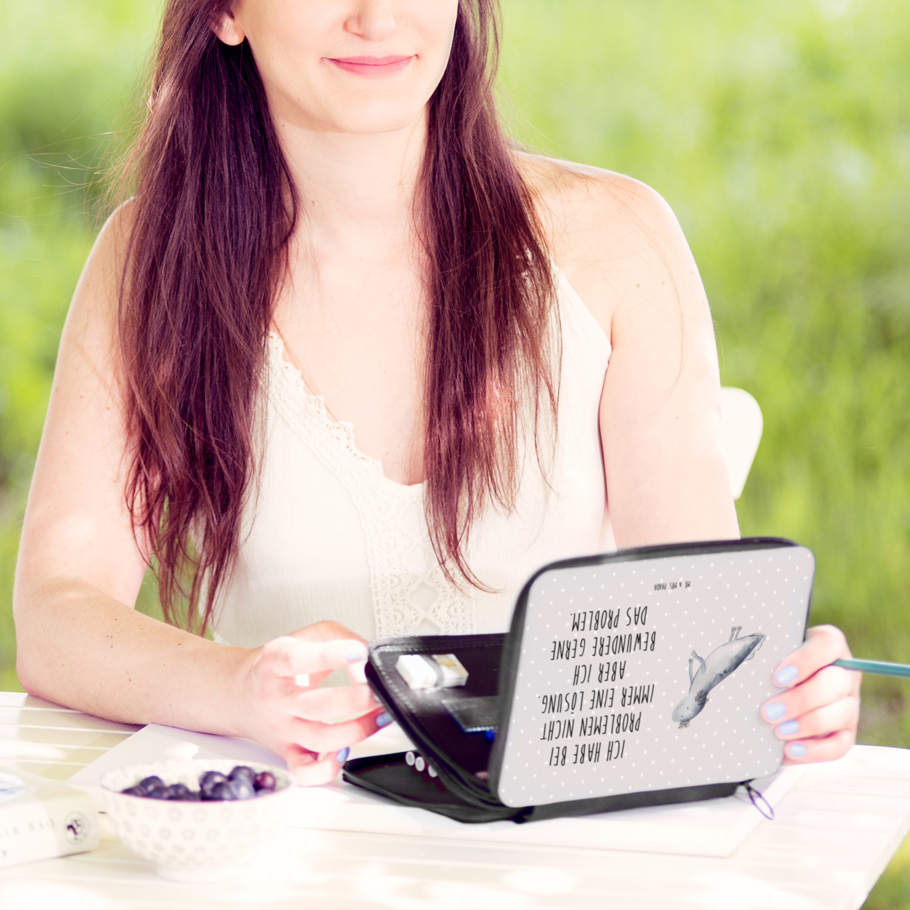 Mr. & Mrs. Panda Federmäppchen Axolotl Schwimmen, (Packung, 1-tlg)