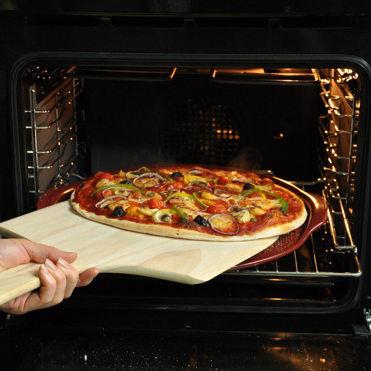 Emile Henry Pizzastein Pizzastein 37 cm Kohle, Keramik