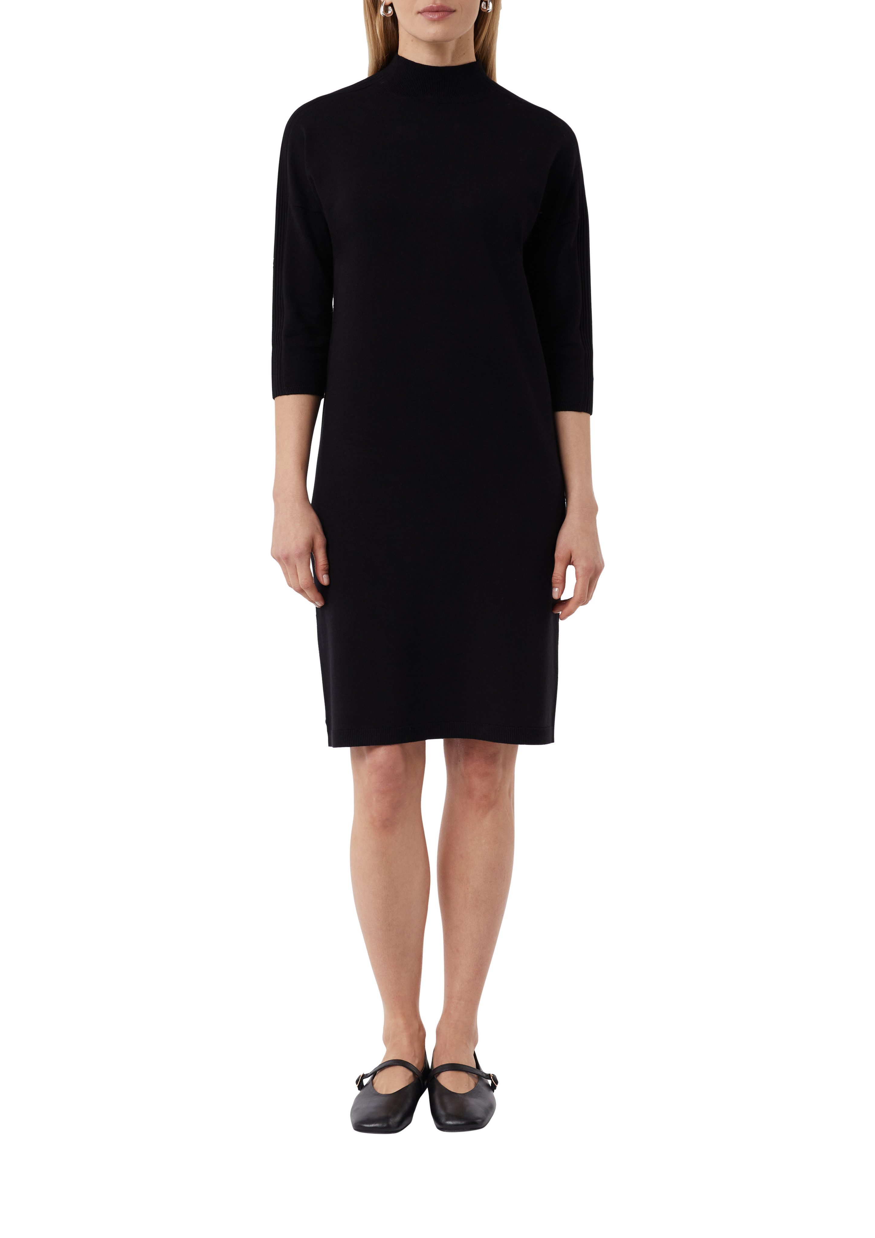 comma Strickkleid mit überschnittenen Schultern