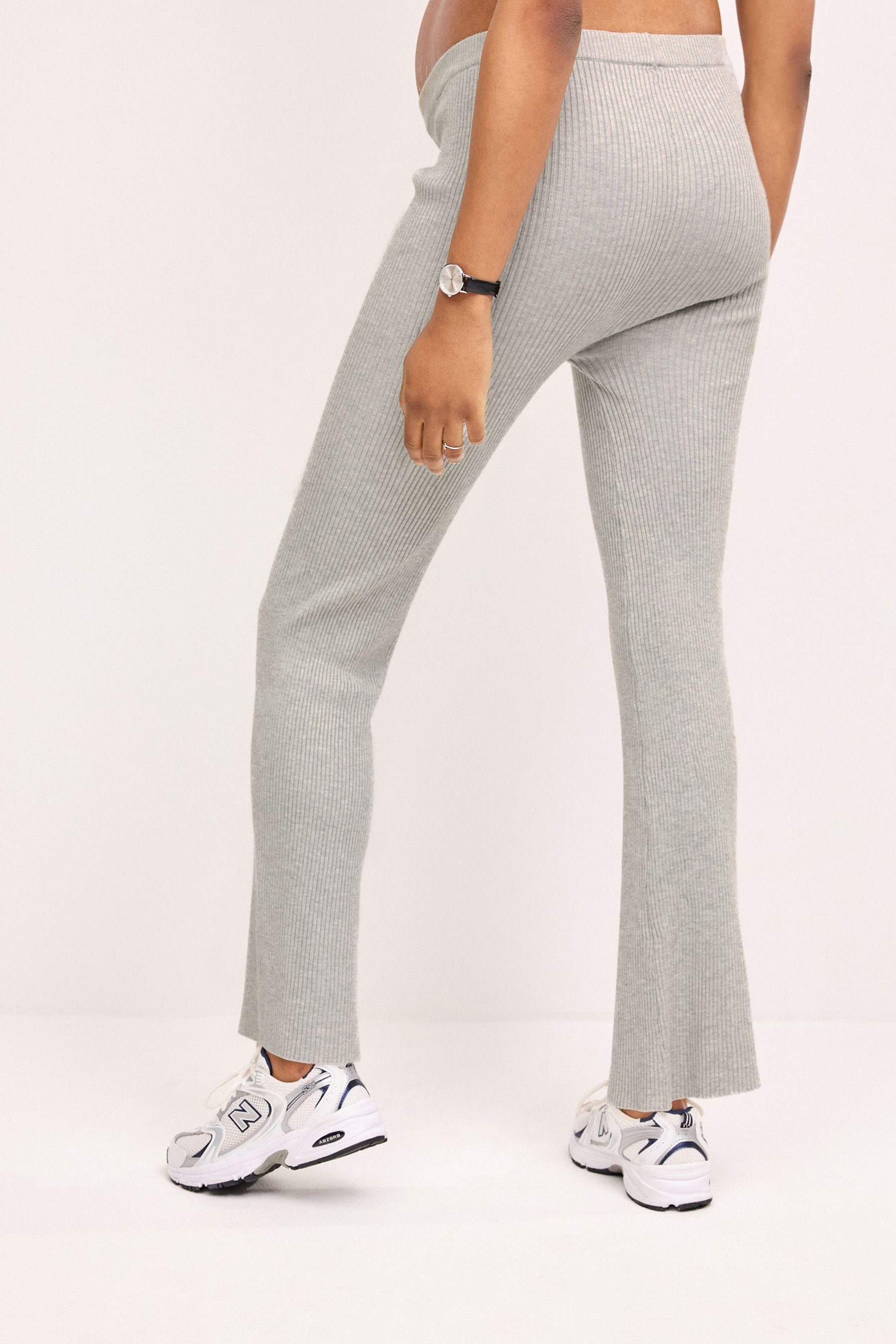 Next Umstandshose Gerippe Hose mit geschlitztem Saum (1-tlg)