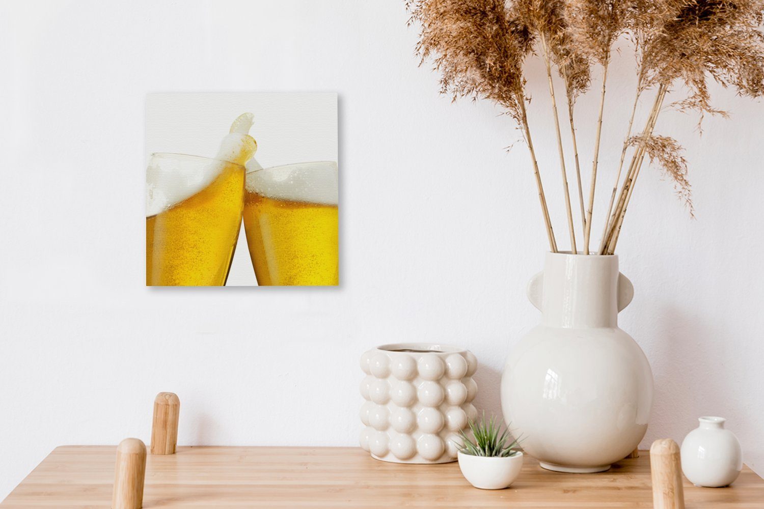 Leinwand Bilder OneMillionCanvasses® weißem (1 Leinwandbild Hintergrund, auf für Toasting-Biere Schlafzimmer Wohnzimmer St),