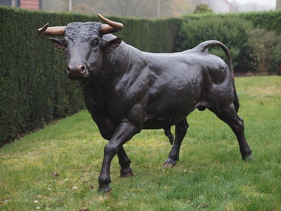 IDYL Gartenfigur IDYL Bronze-Skulptur Stier, Bronze