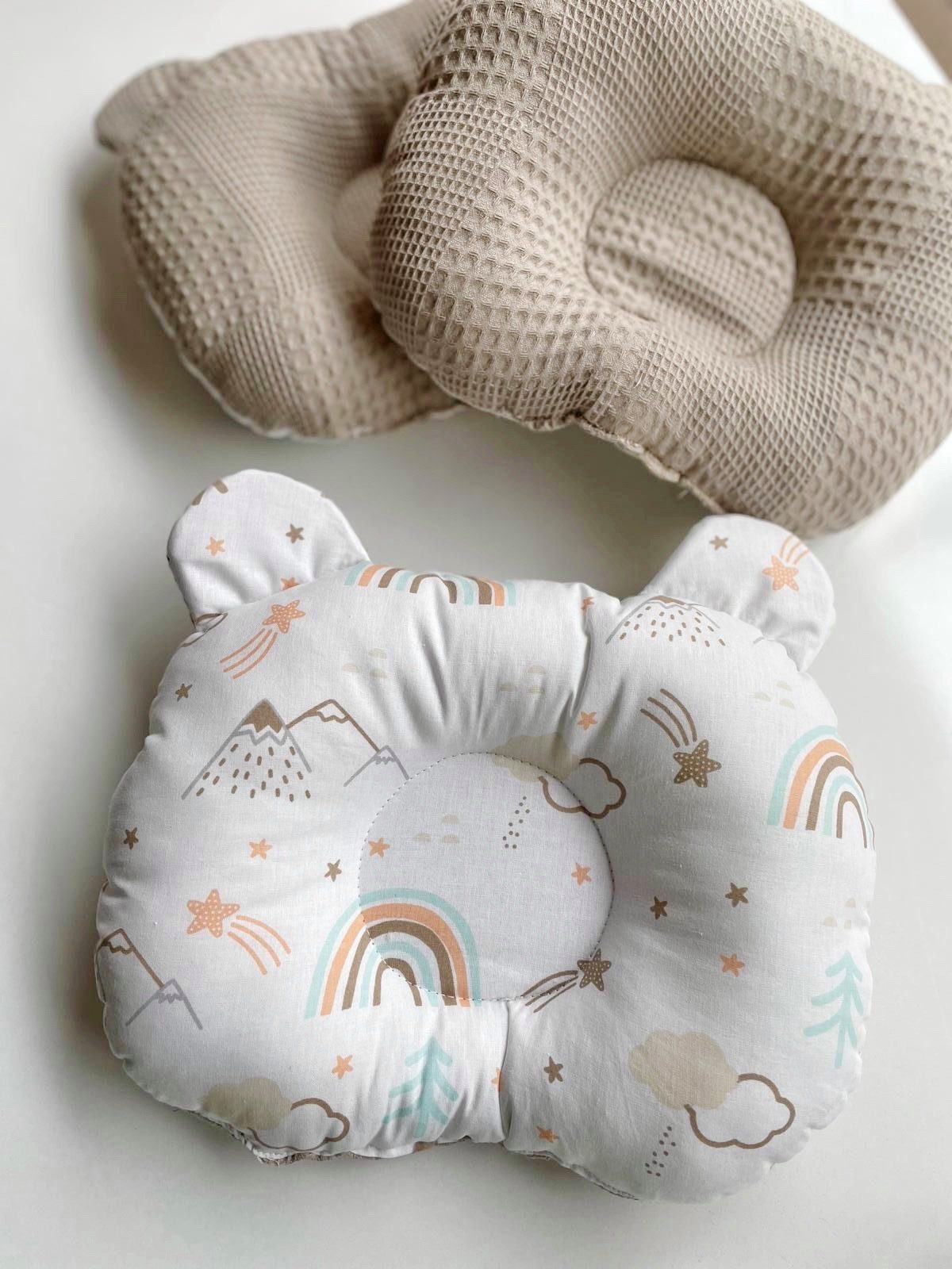 Baby Fancyroom Babykissen Ergonomisches Babykissen mit Kopfmulde gegen Plattkopf, beidseitig, 100% Baumwollstoffe