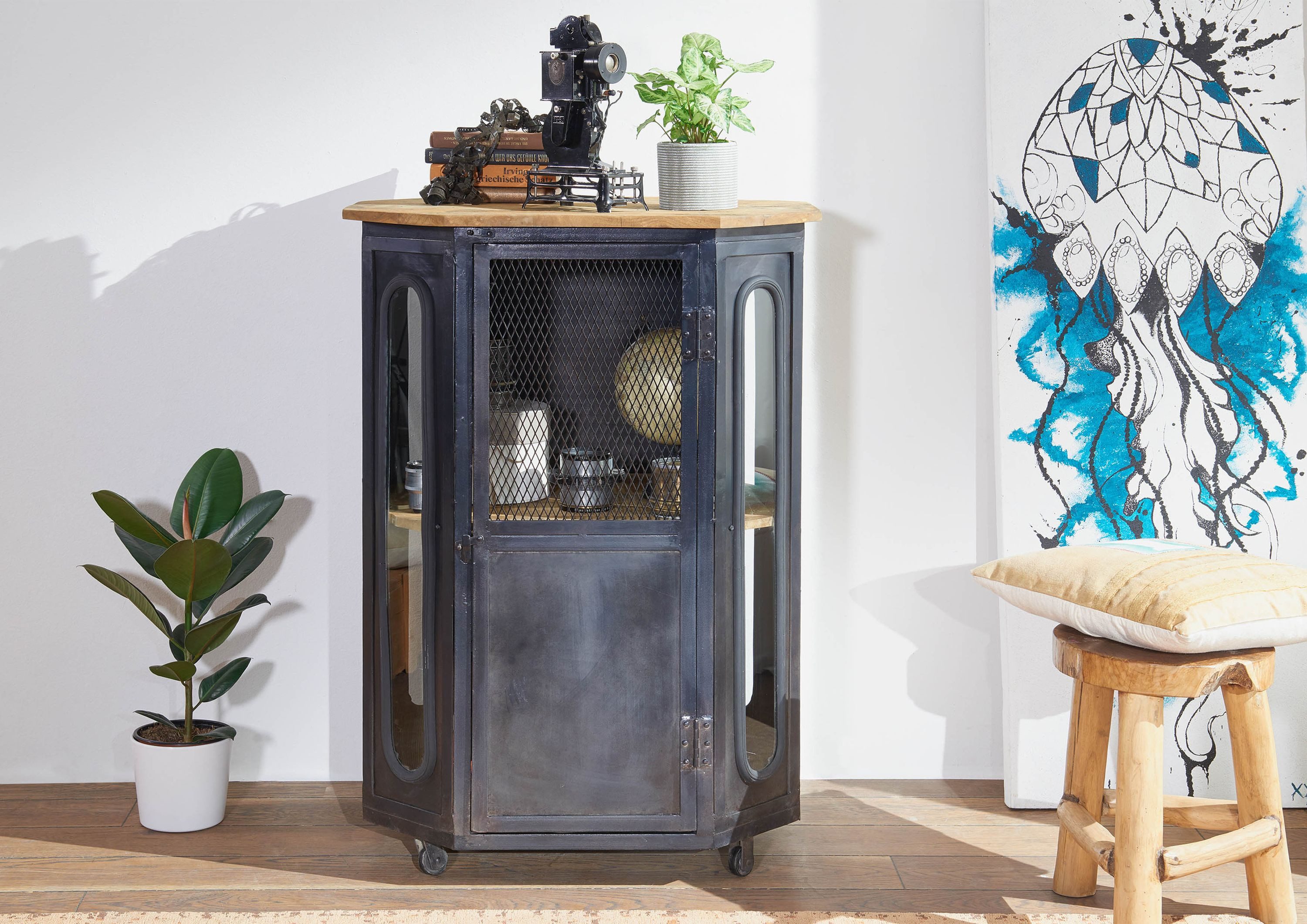 Massivmoebel24 Standvitrine RAILWAY (Vitrine Mango 76x60x120 natur lackiert RAILWAY #130) Vitrine Mango 76x60x120 natur lackiert RAILWAY #130