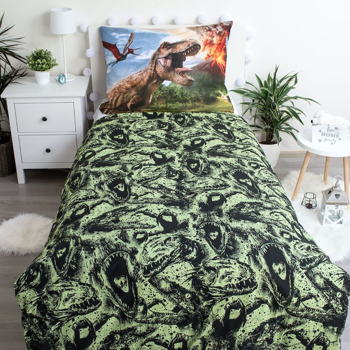 Jurassic World Kinderbettwäsche Bettwäsche Set, Jurassic World "Volcano", 140x200, Renforcé, 2 teilig