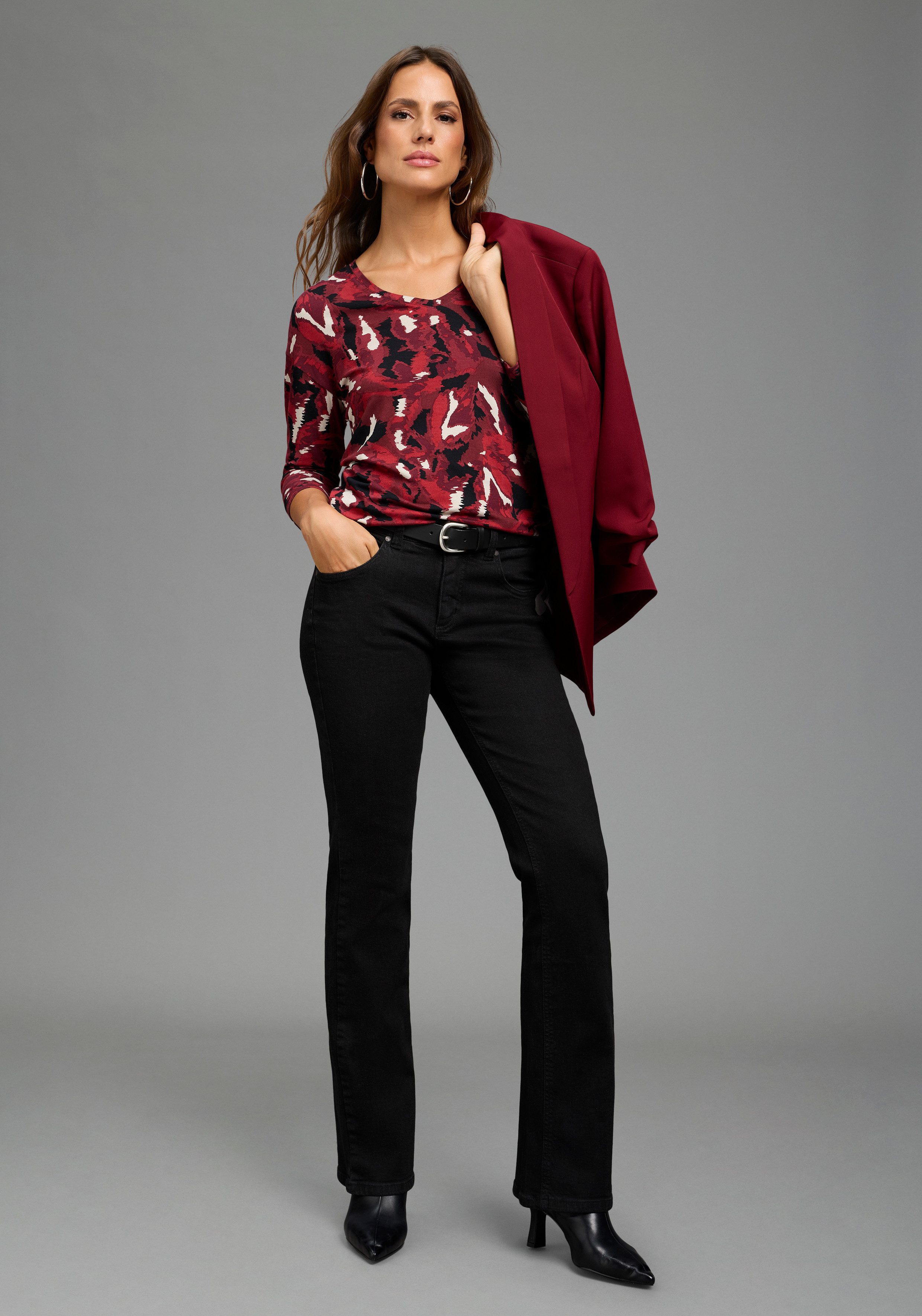 Zum Outfit 11