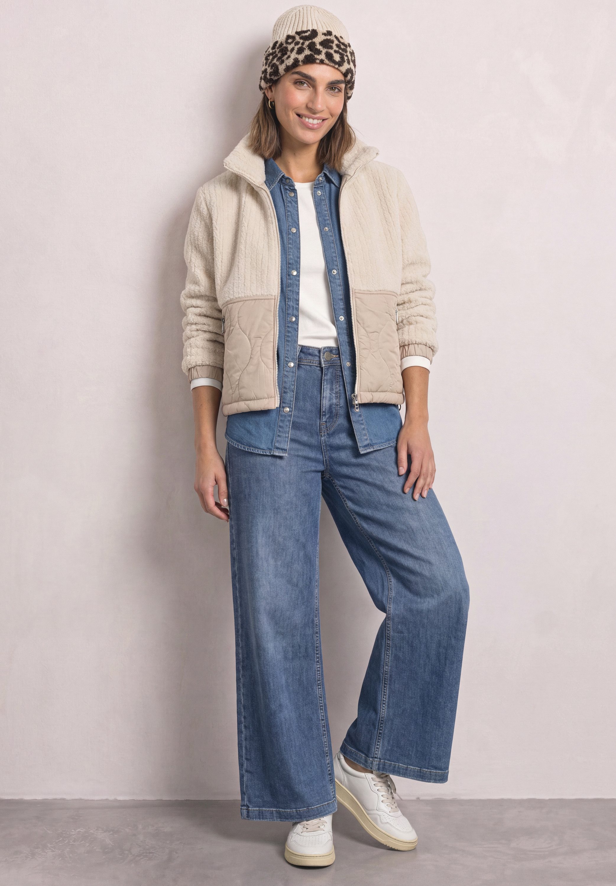 STREET ONE Fellimitatjacke mit Tunnelzugsaum