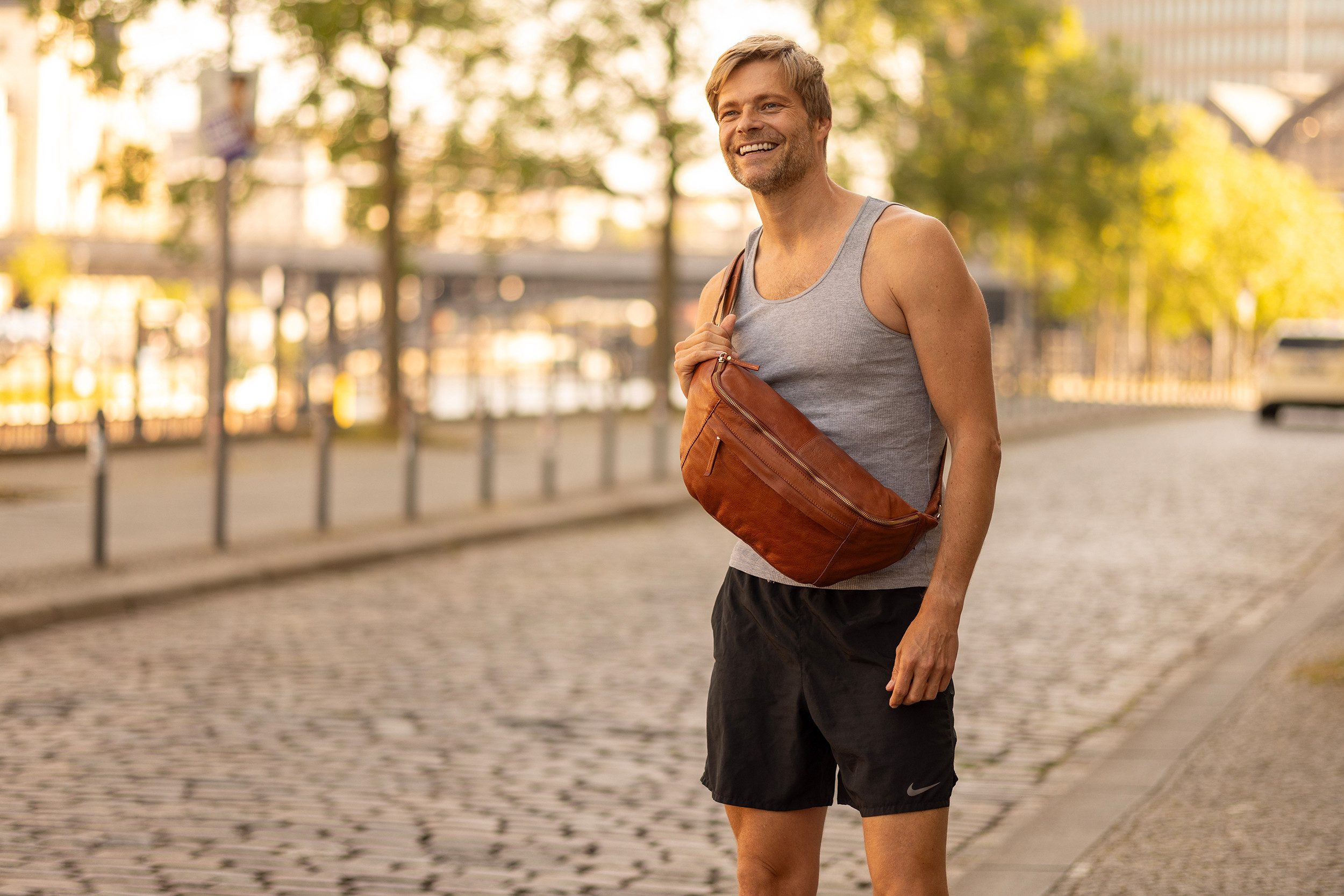 Gusti Leder Gürteltasche Gusti Leder Bauchtasche Esben (1-tlg)