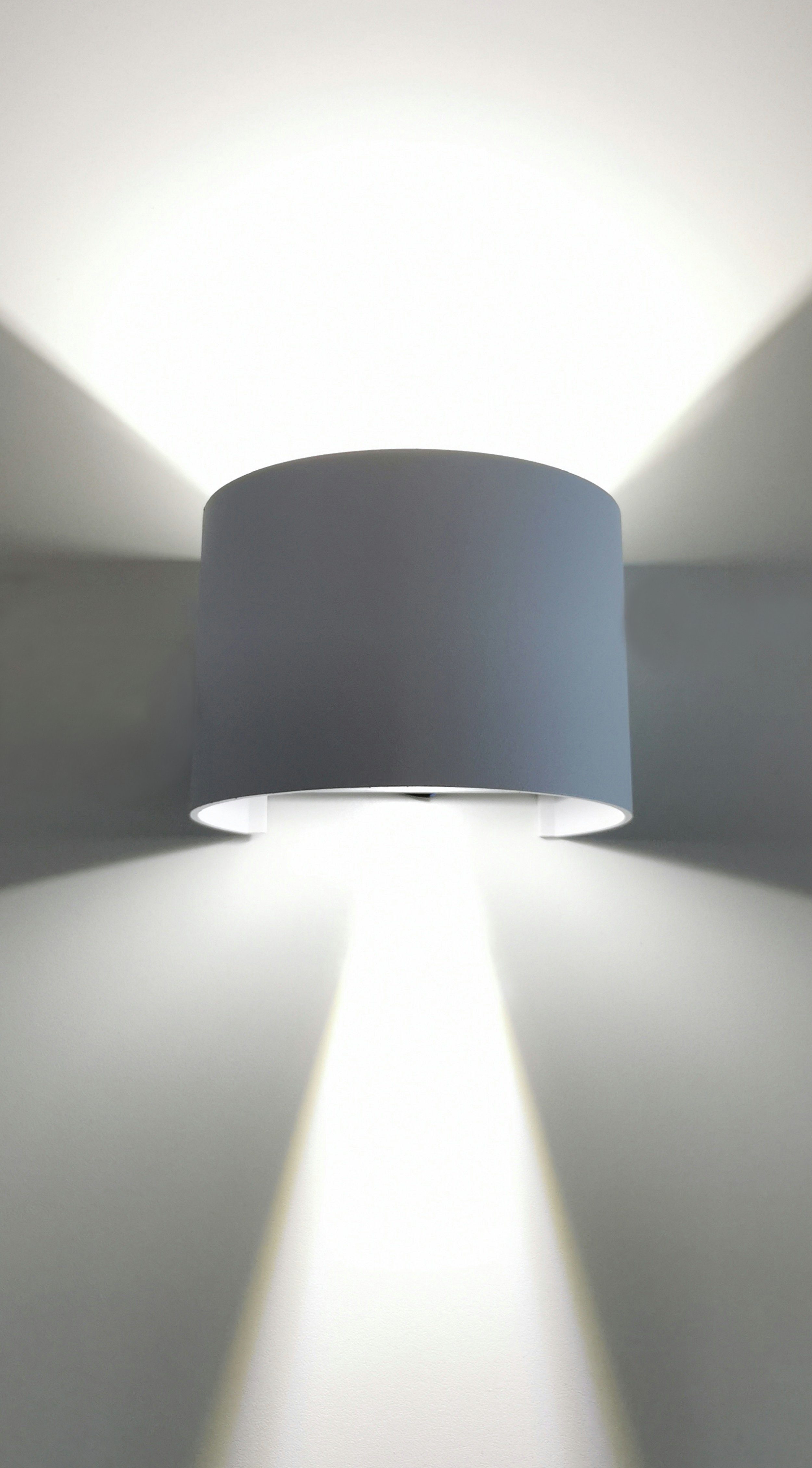 TRANGO LED Außen-Wandleuchte, 3035-04TF IP44 Up & Down Wandstrahler in Silber Rund inkl. 1x 7 Watt 4000K Neutralweiß LED Modul *FLEX* mit einstellbar Abstrahlwinkel, innen & außen Leuchte, Außenstrahler, Wandleuchte