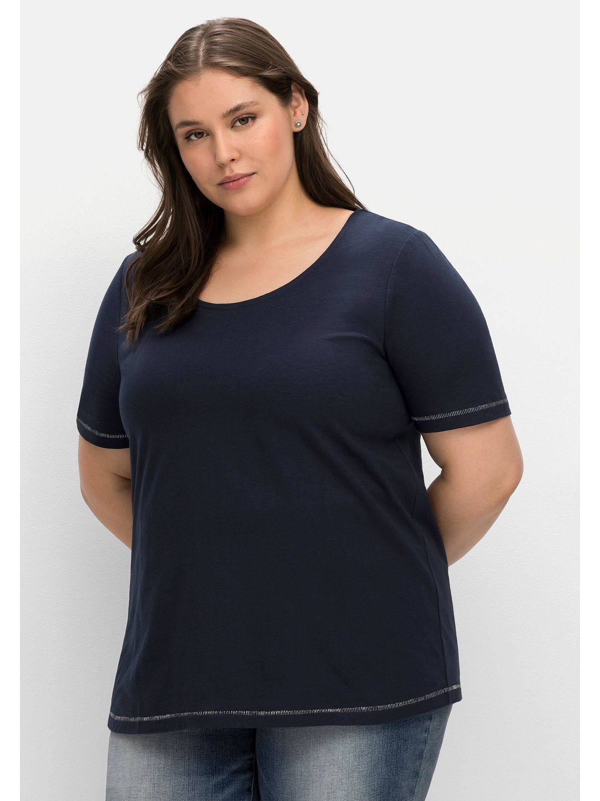 nachtblau Große Schulter Sheego Größen T-Shirt Print auf mit hinten der