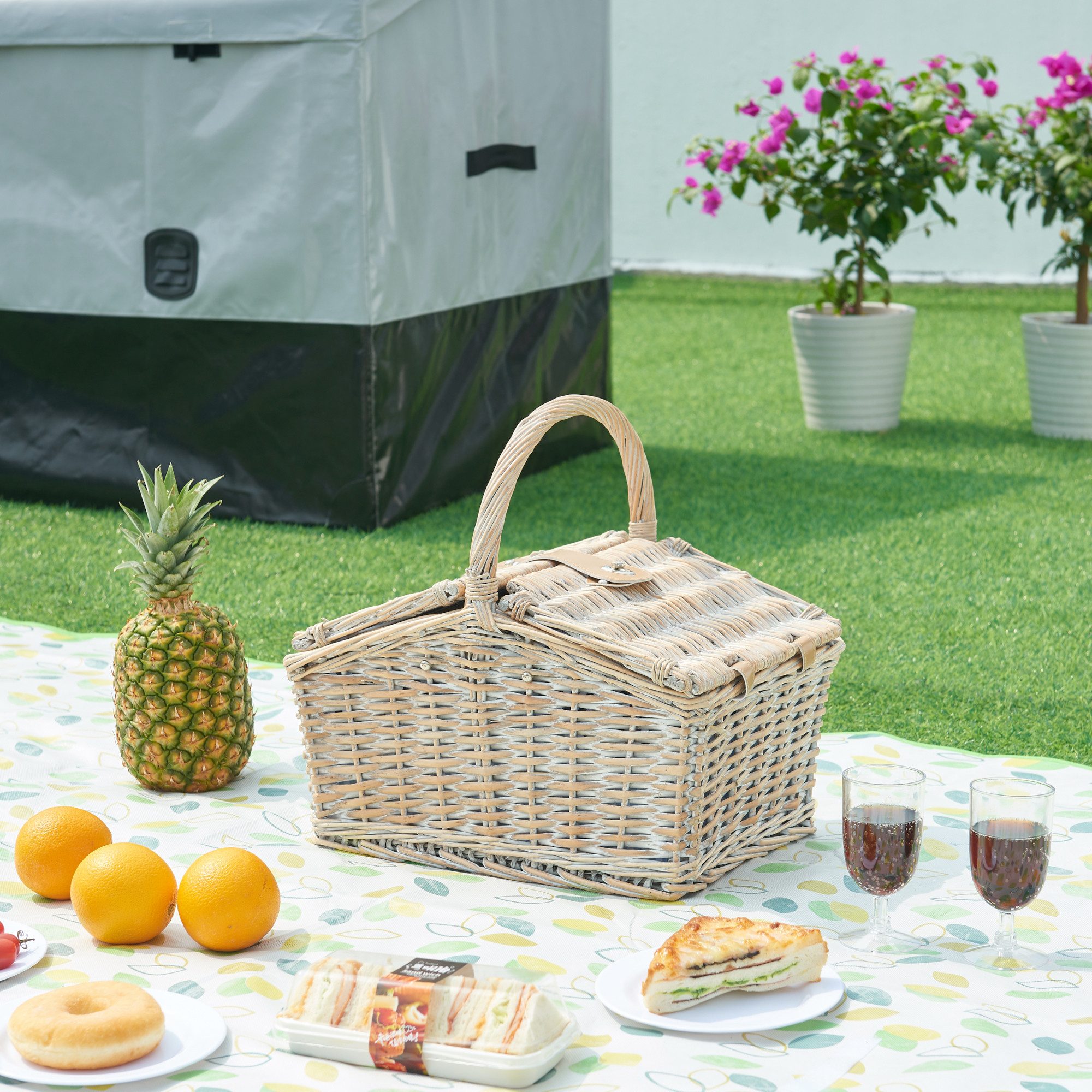 casa.pro Picknickkorb (Komplett-Set), »Lumparland« für 2 Personen Weide 40x28x37 cm Weiß / Blau