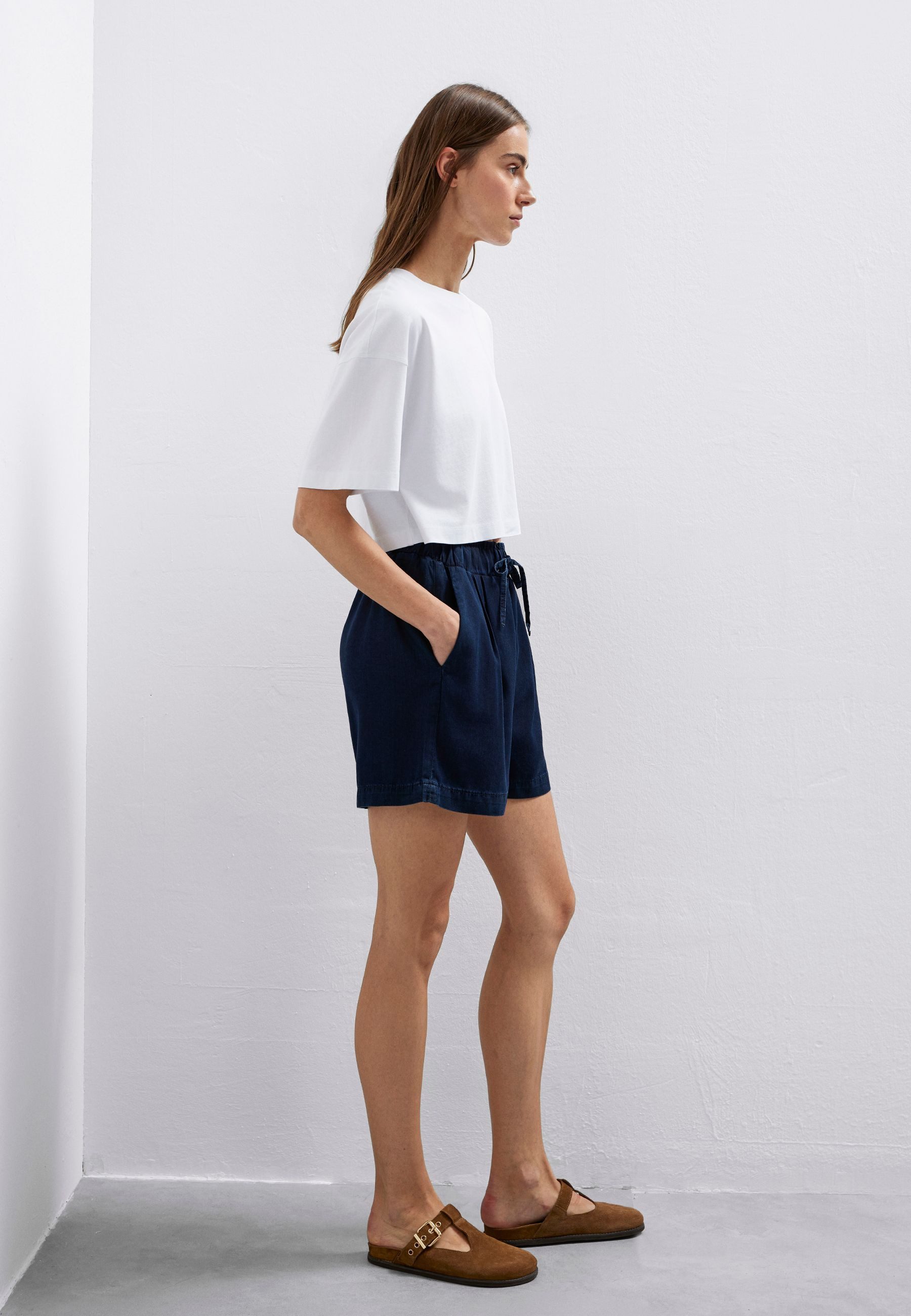 Mavi Shorts