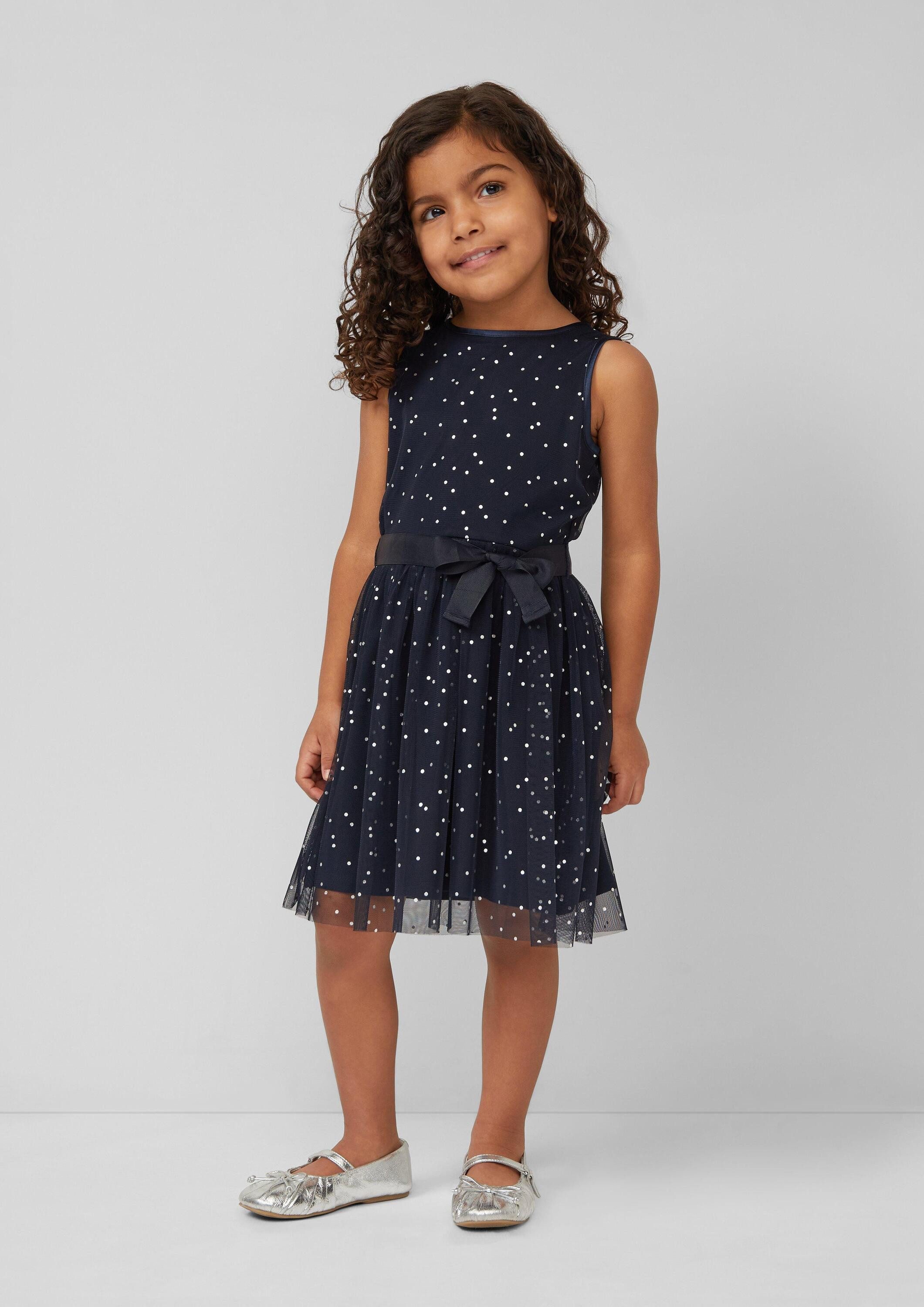 s.Oliver Minikleid Kleid Kurzes Kleid mit silbernen Punkten und Gürtel