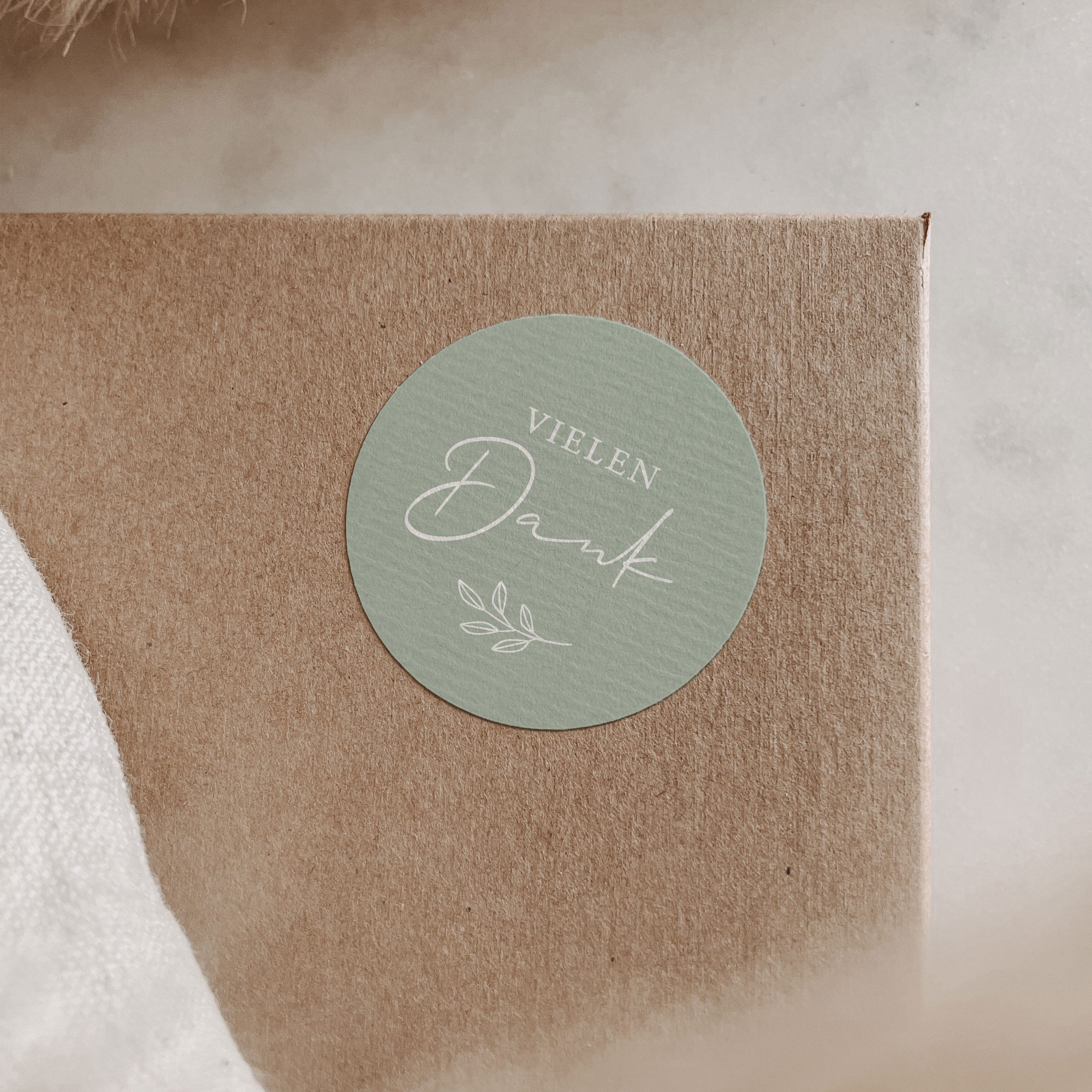 NORDEULE Aufkleber Vielen Dank, Runde Etiketten Ø 5 cm im Sticker Set, (10tlg), ideal zur Danksagung auf Geschenke Karten Umschläge oder Verschluss