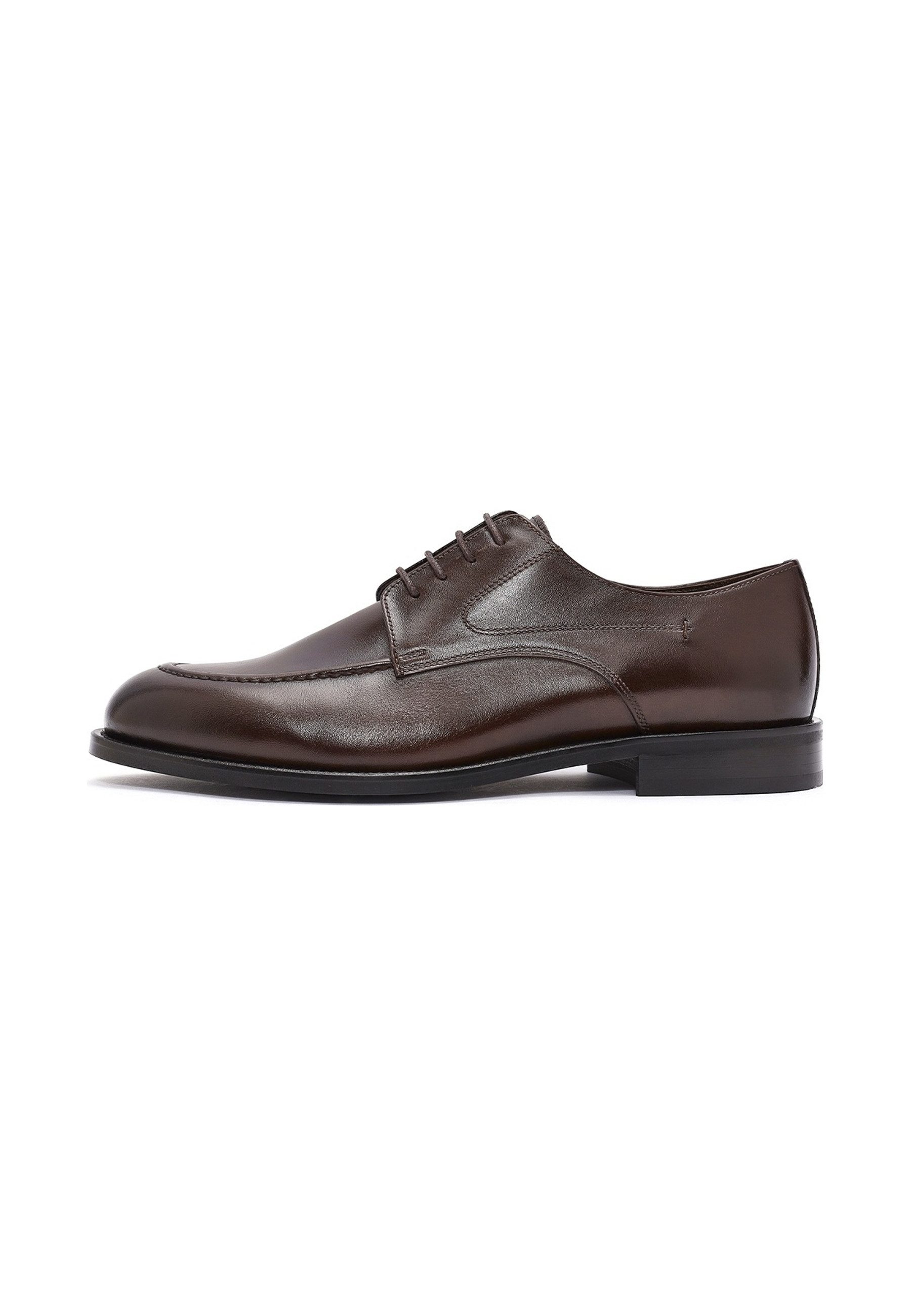 Klassische Schnürschuhe aus Leder Schnürschuh