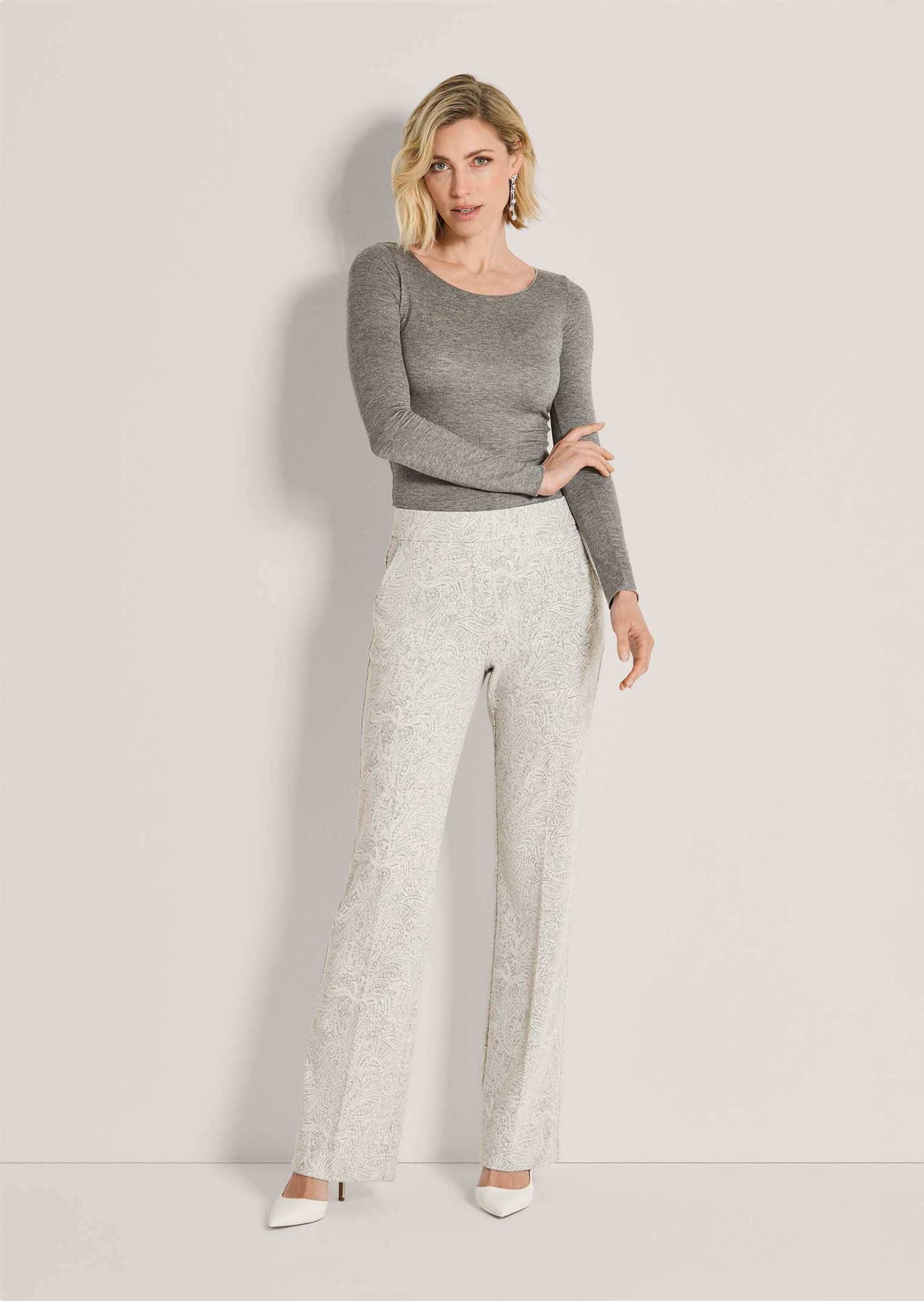 MADELEINE Jerseyhose Schmale Jerseyhose mit Paisley-Druck Bequeme Schlupfform mit seitlichen Eingrifftaschen