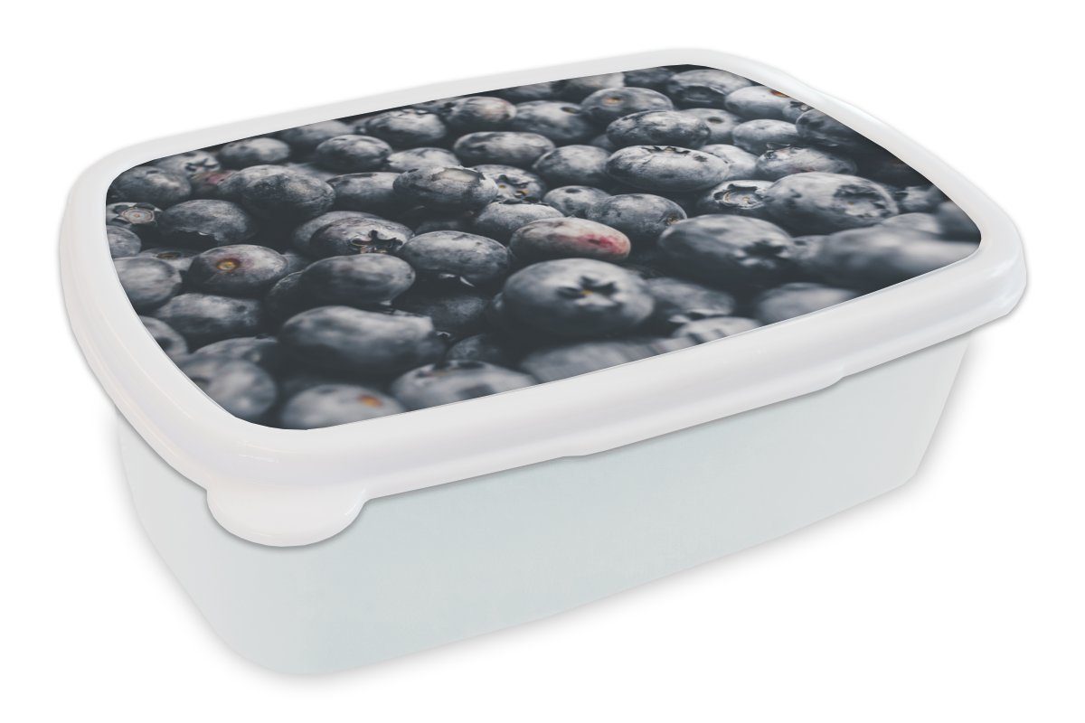 MuchoWow Lunchbox Obst - Blau - Beere, Kunststoff, (2-tlg), Brotbox für Kinder und Erwachsene, Brotdose, für Jungs und Mädchen weiß