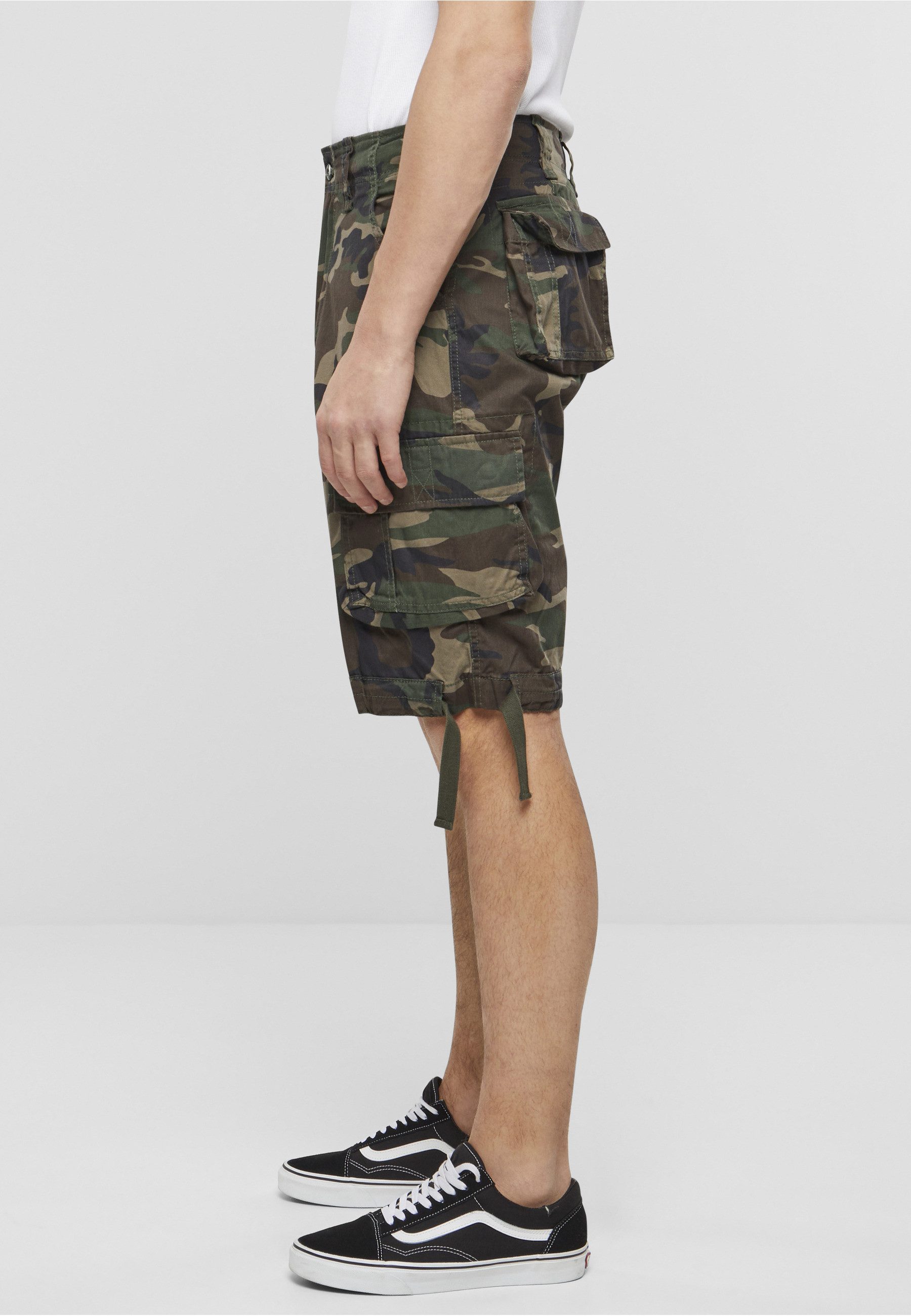 Brandit Stoffhose Brandit Herren Urban Legend Cargo Shorts (1-tlg)