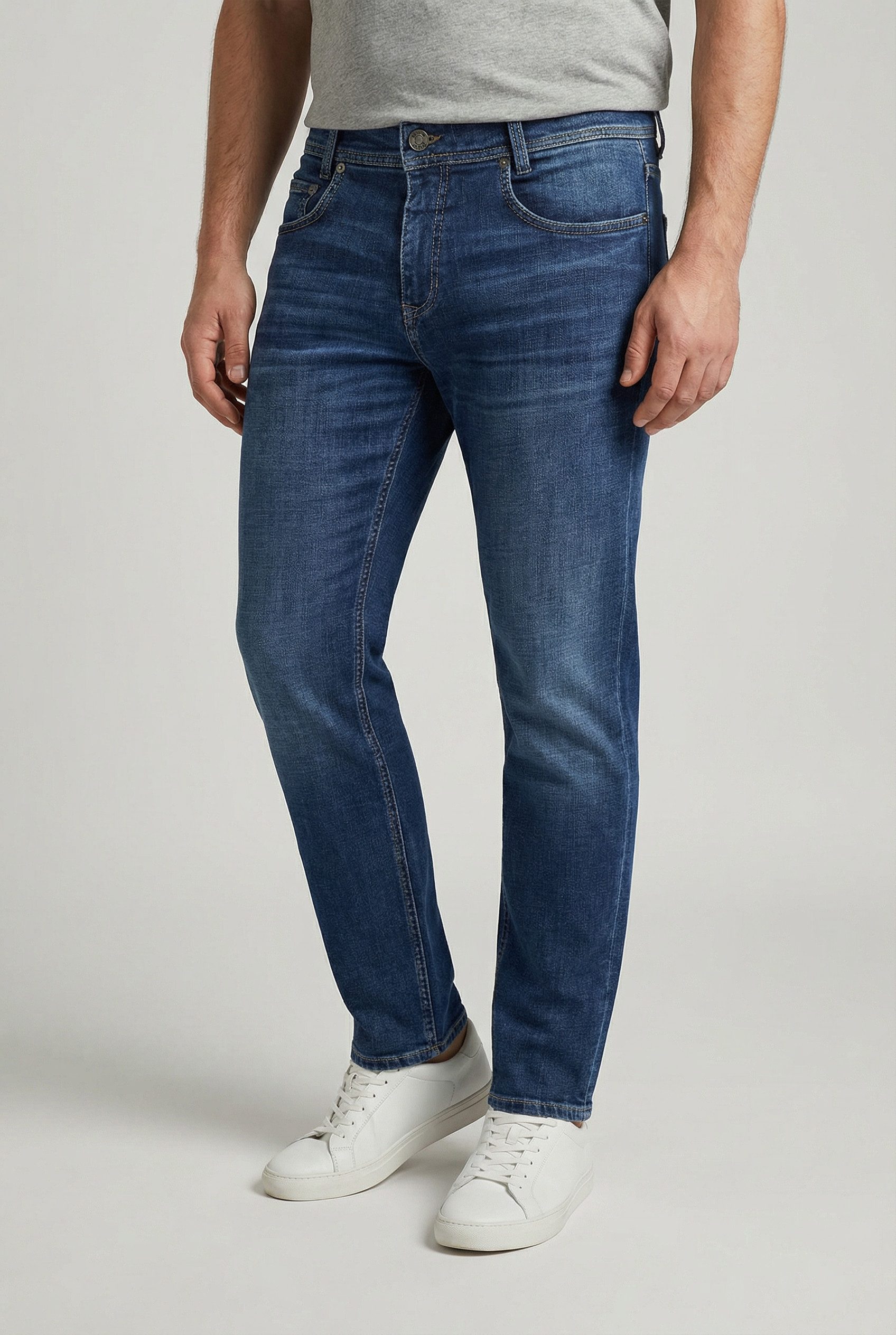 MAC Straight-Jeans Arne in gepflegter Optik, mit Stretch