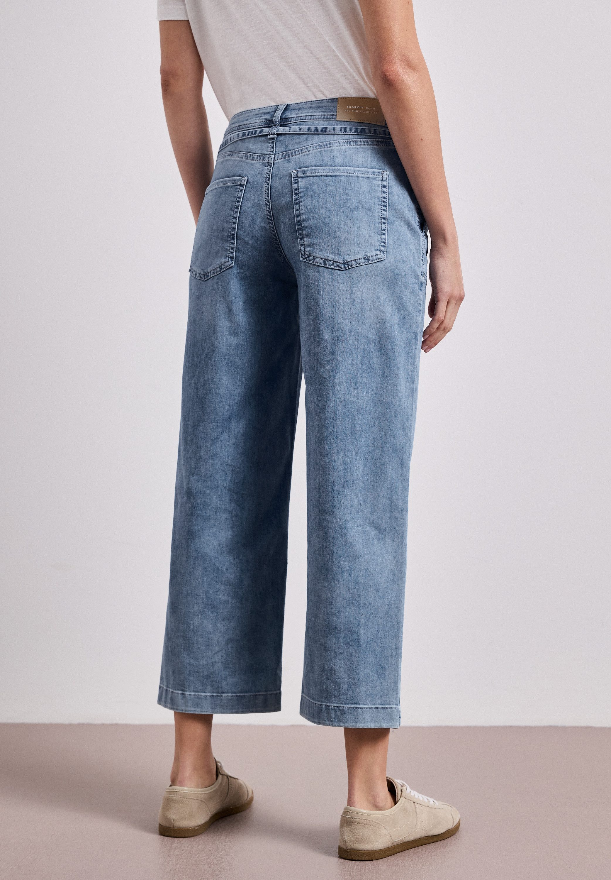 STREET ONE Loose-fit-Jeans Style Emee mit Jeans-Band-Detail