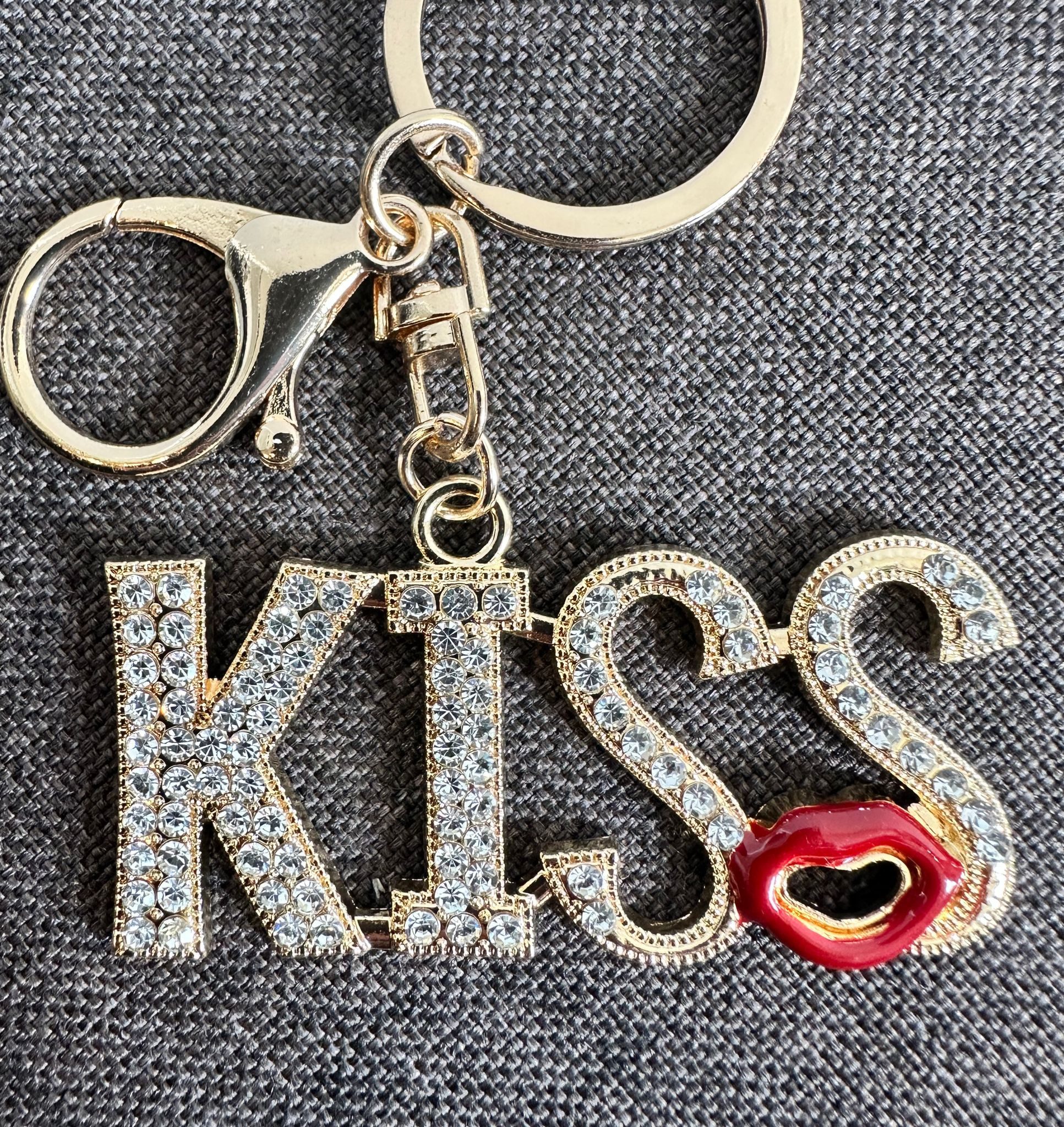 Whitehouse Leisure International Ltd Schlüsselanhänger Schlüsselanhänger Kinder Mini Anhänger keychain Gltzer Kiss, Schlüsselanhänger aus Metall mit Steinen und Glitzer Geschenk 6 cm
