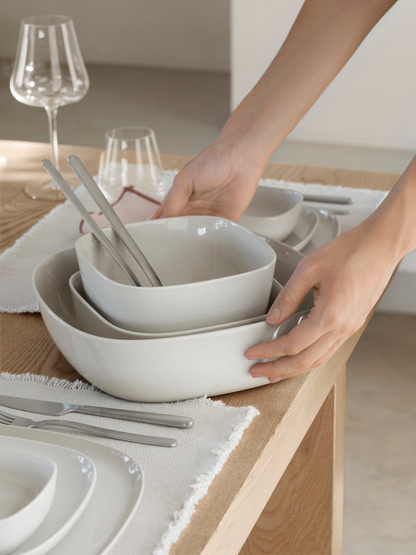 blomus Salatschüssel -VAHLO- Salatschale, Küchenschüssel, moderne Designer-Schüssel, Keramik, Zeitlos, robust, einzigartig, Keramik