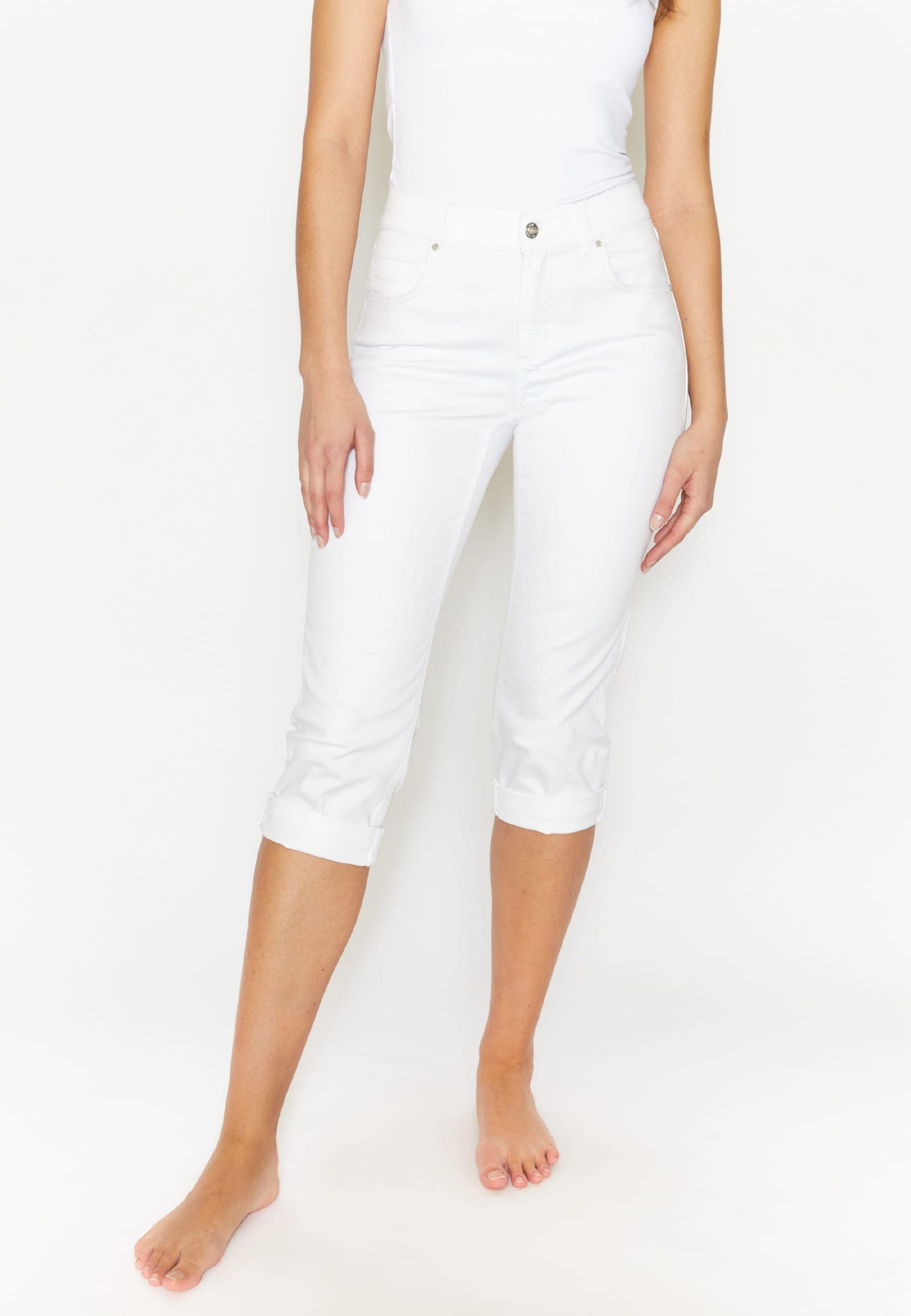 ANGELS Straight-Jeans Jeans Cici TU mit Beinumschlag mit Label-Applikationen weiß