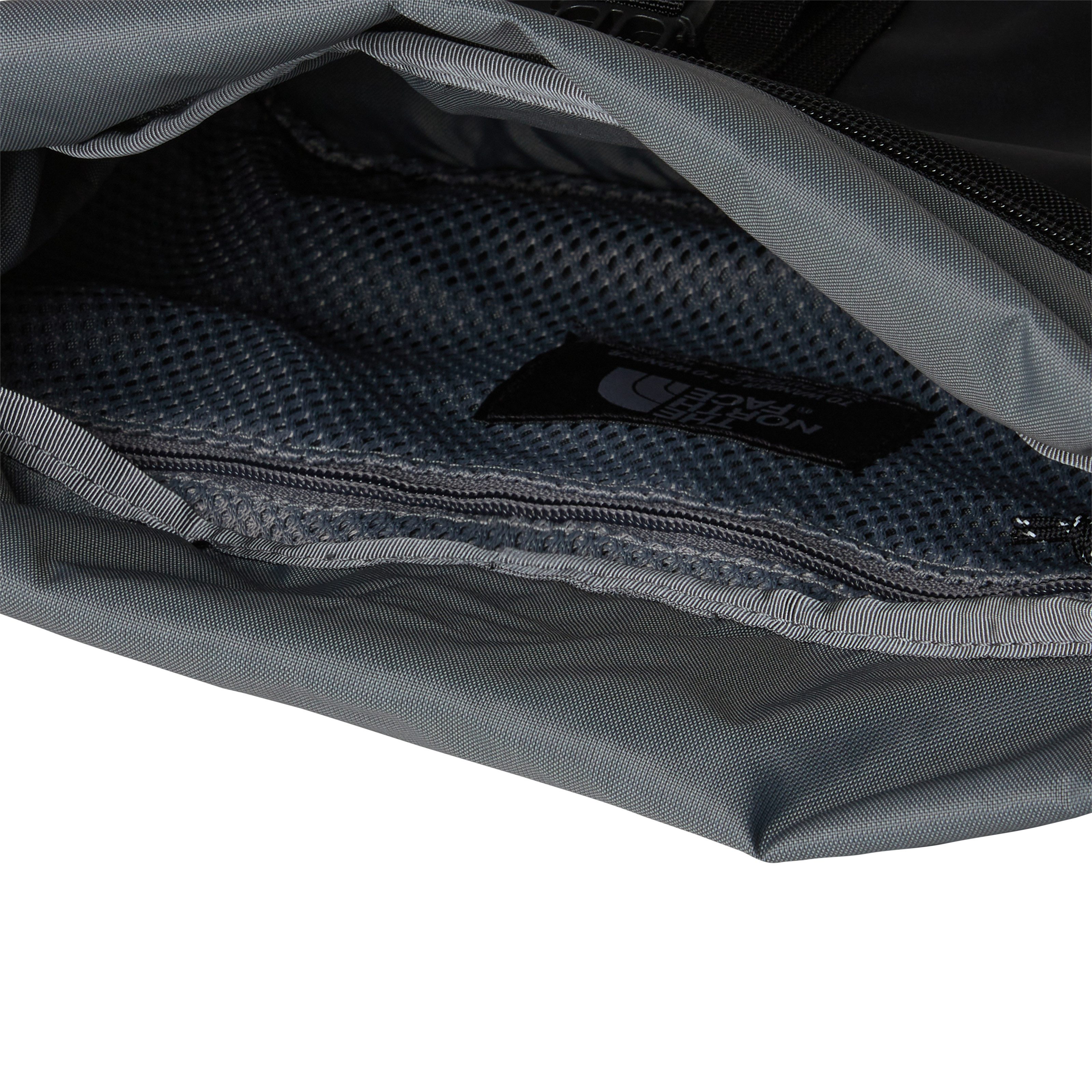 The North Face Umhängetasche BASE CAMP SHOULDER BAG, mit Rollverschluss-Hauptfach, aus Polyester – Bild 5 von 5