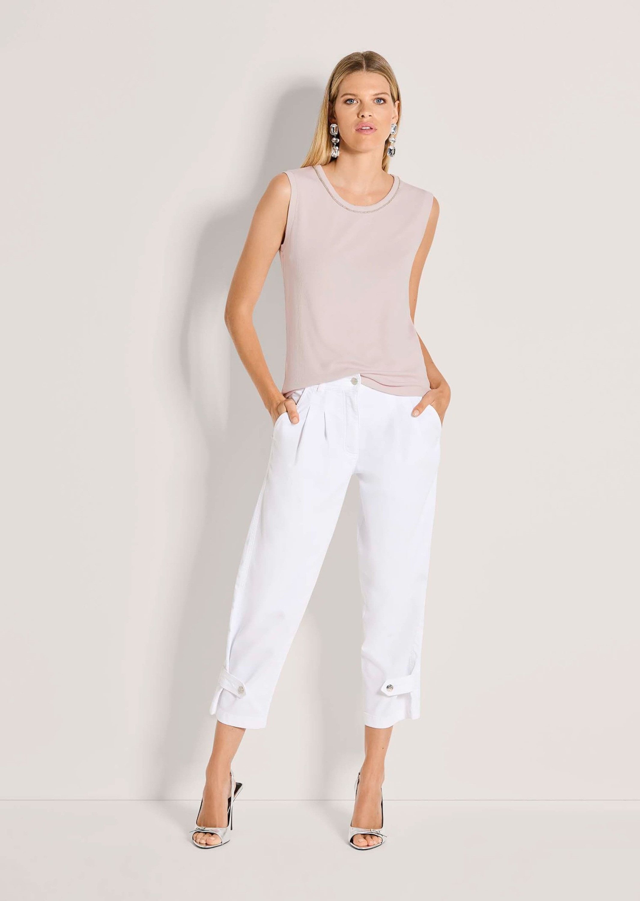 MADELEINE Kurzarmshirt Elegantes Kurzarm Sommeroberteil mit Strass Viskose-Shirt mit Rundhalsausschnitt, ärmellos