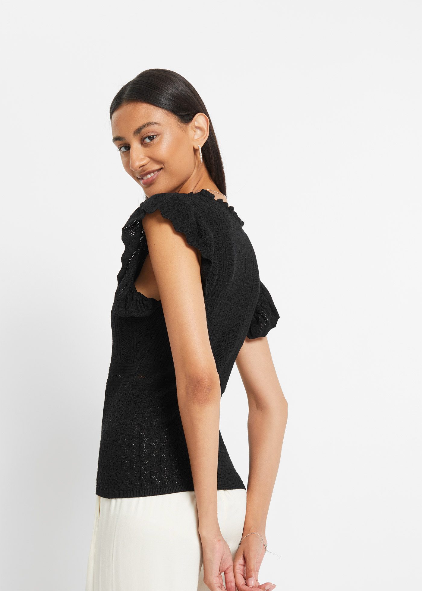 bonprix Strickpullover Ajour-Strick mit hohem Viskoseanteil, ärmellos mit Volant