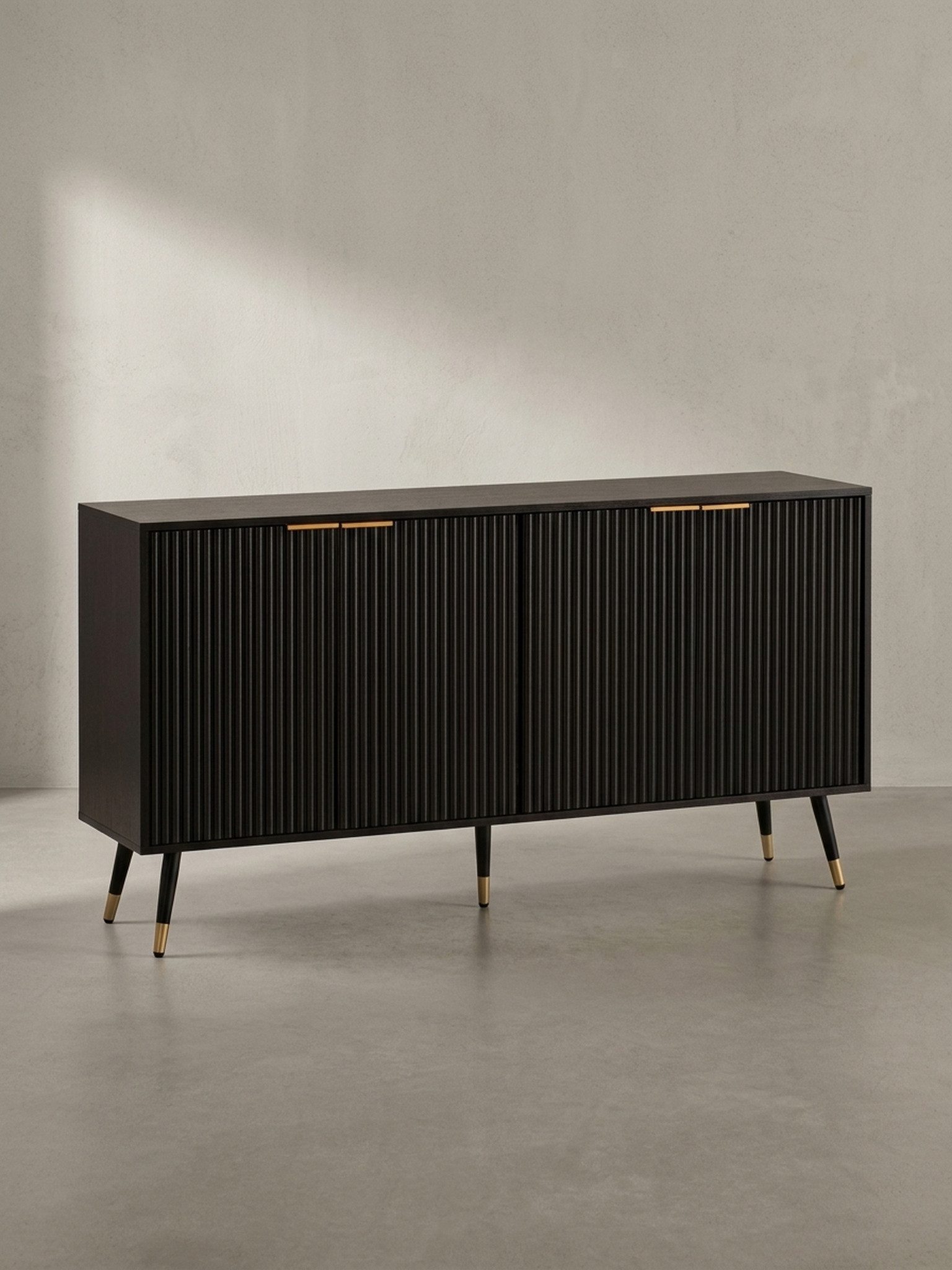 KADIMA DESIGN Kommode Sideboard 150x81x39 cm Anrichte Schwarz mit Eiche-Dekor, Kommode mit (Metallbeine), Türen, Kommodenschrank Flurschrank Modern, Standschrank Wohnzimmer