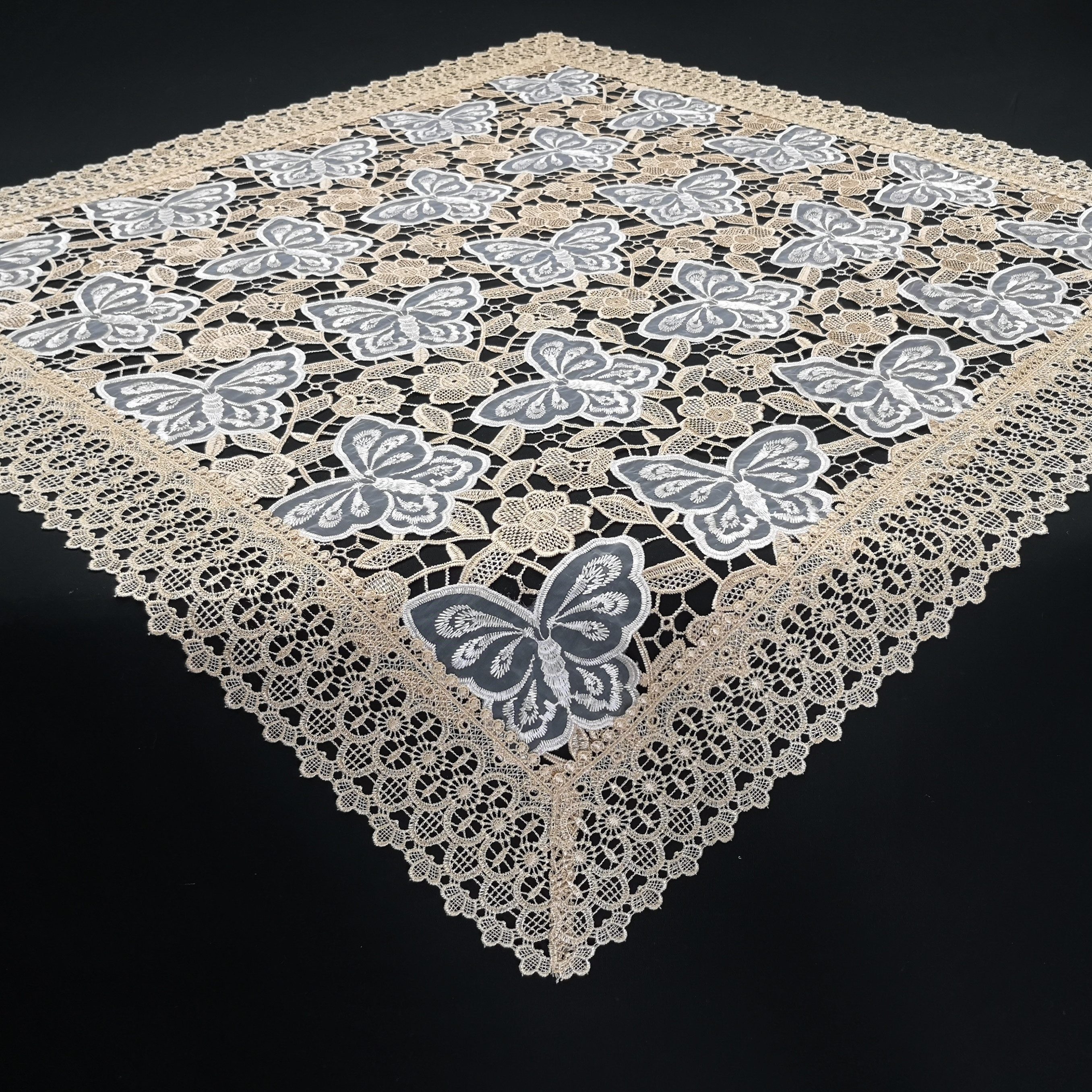 Brilliant Tischdecke Spitzeneinsatz / Mitteldecke / 85x85cm / H-1808, Spitz günstig online kaufen