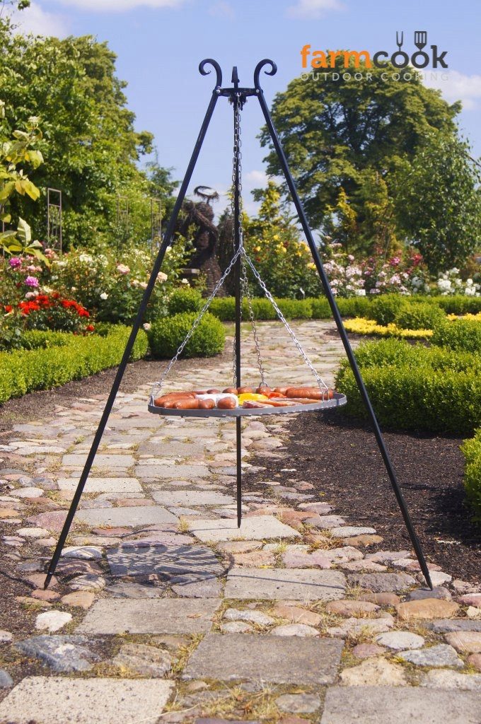 Farmcook Holzkohlegrill Dreibein Schwenkgrill Viking mit Rohstahlrost Ø 70 cm, 1 Stück, höhenverstellbar